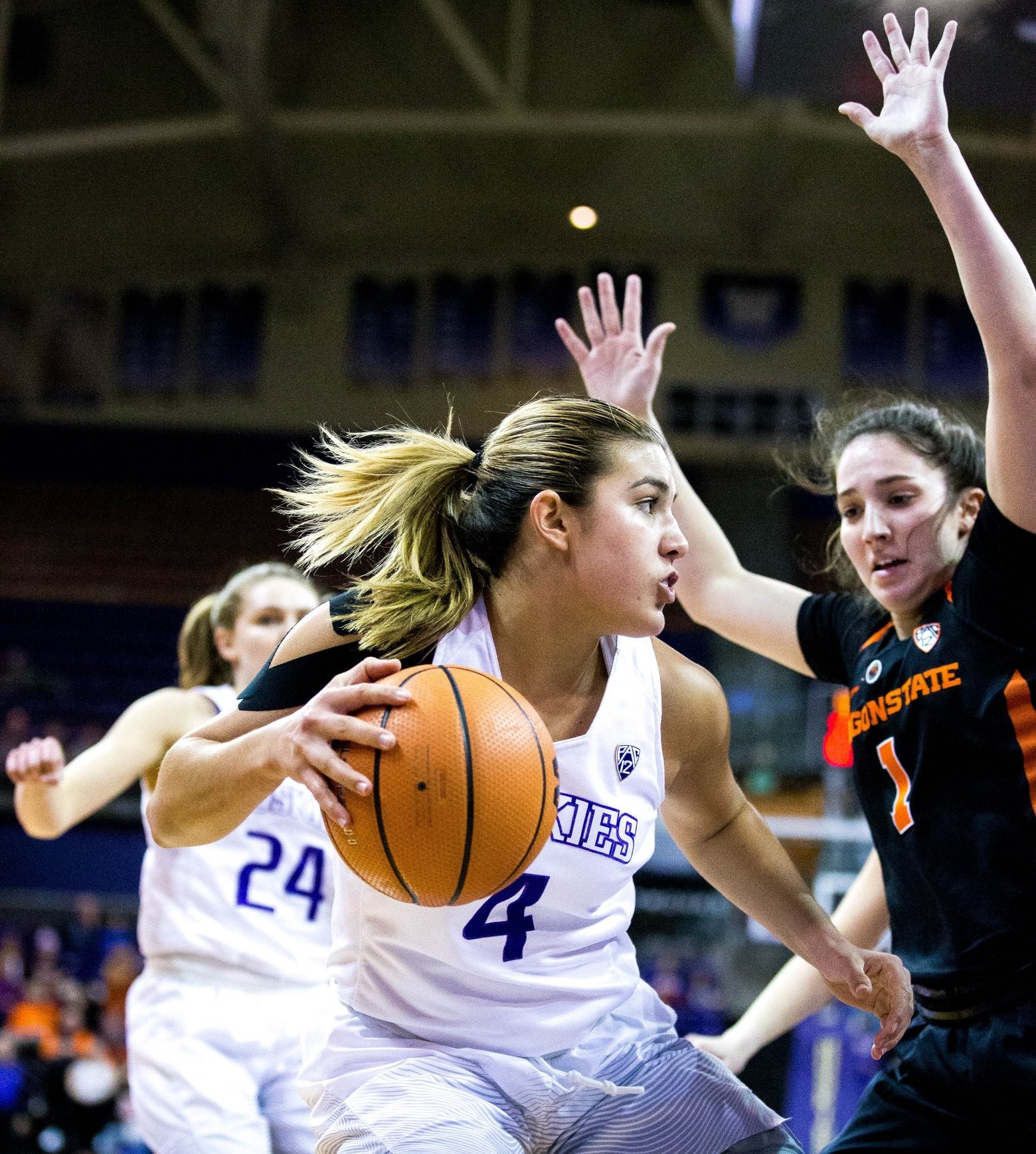 uw-women-s-basketball-s-2018-19-schedule-with-dates-times-and-tv-info