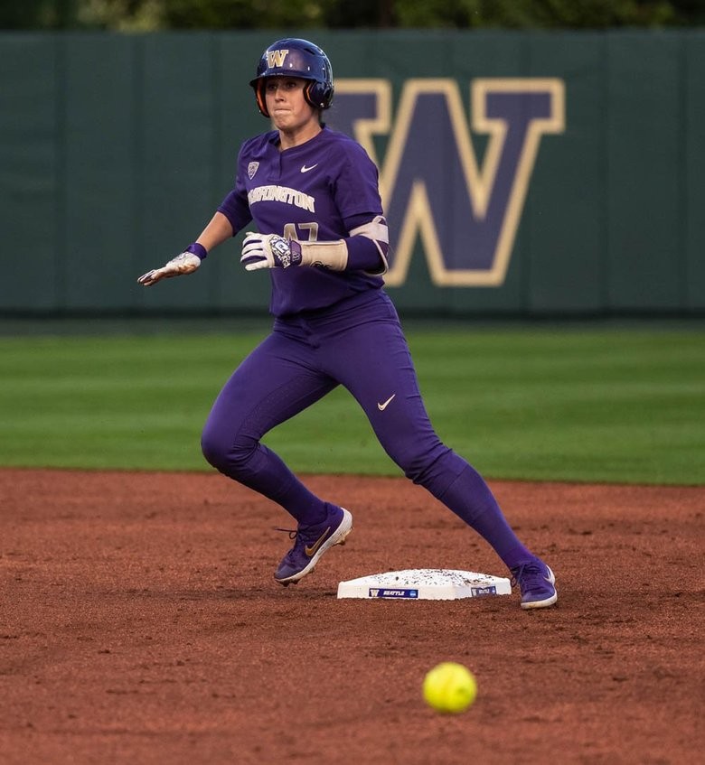 Photos Softball super regionals Game 2 UW vs. Kentucky