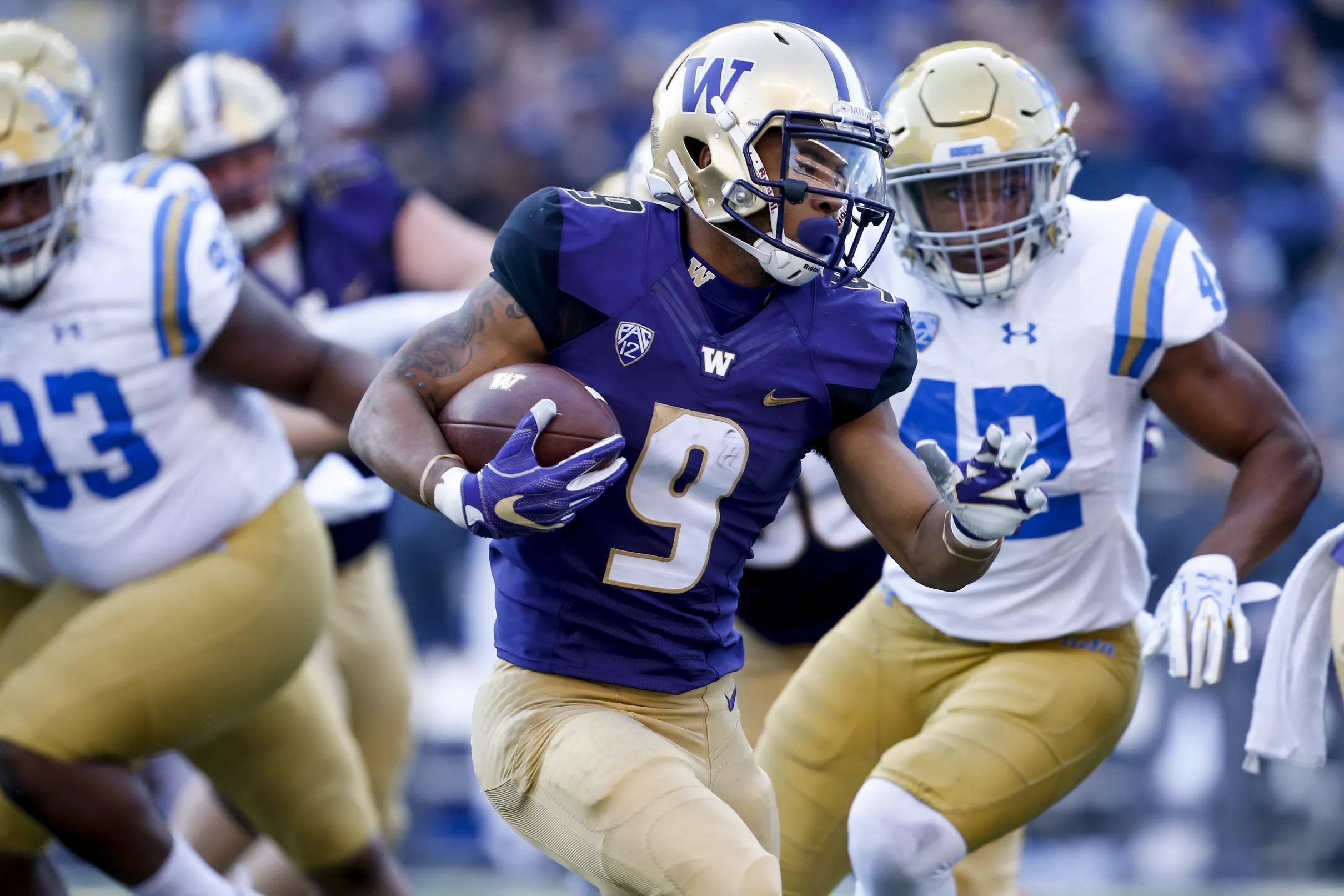 Washington Huskies Vs. UCLA Bruins Football Game Thread