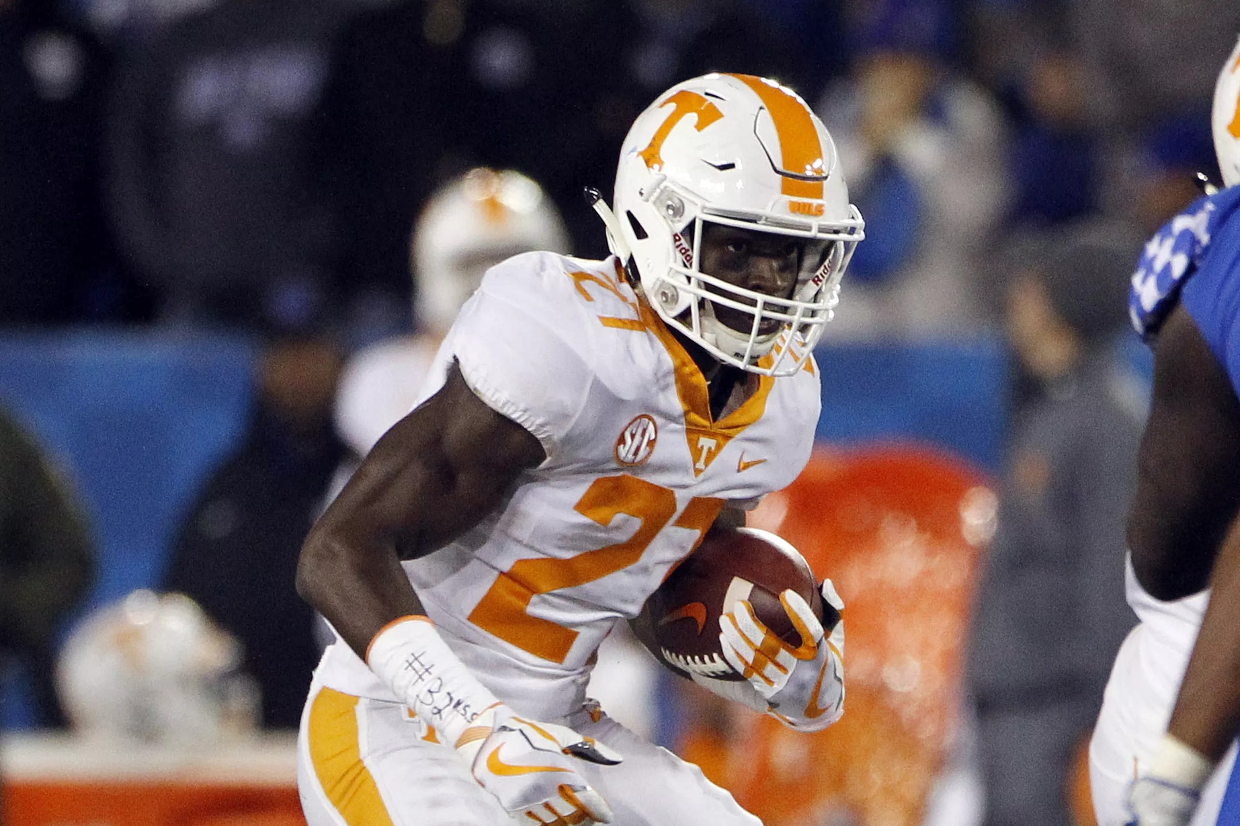 News and notes from Tennessee’s official 2018 football roster