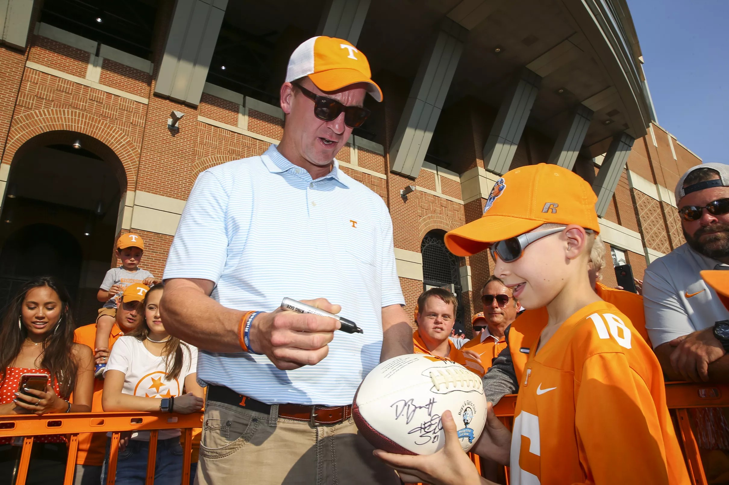 two-tennessee-players-make-espn-all-time-all-american-team