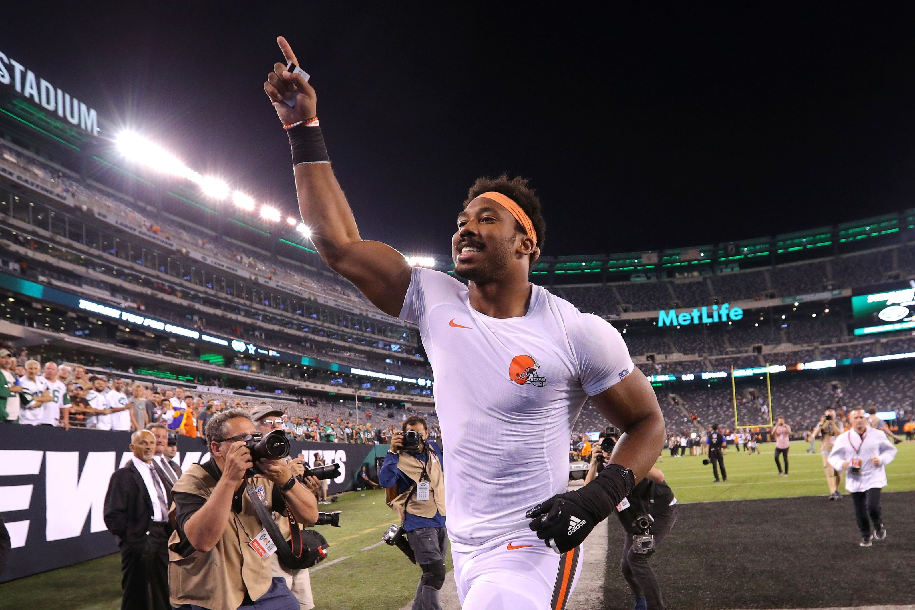 First Call:  This Viral Video Is Ruining The Browns' Reputation! - yj9ddq6