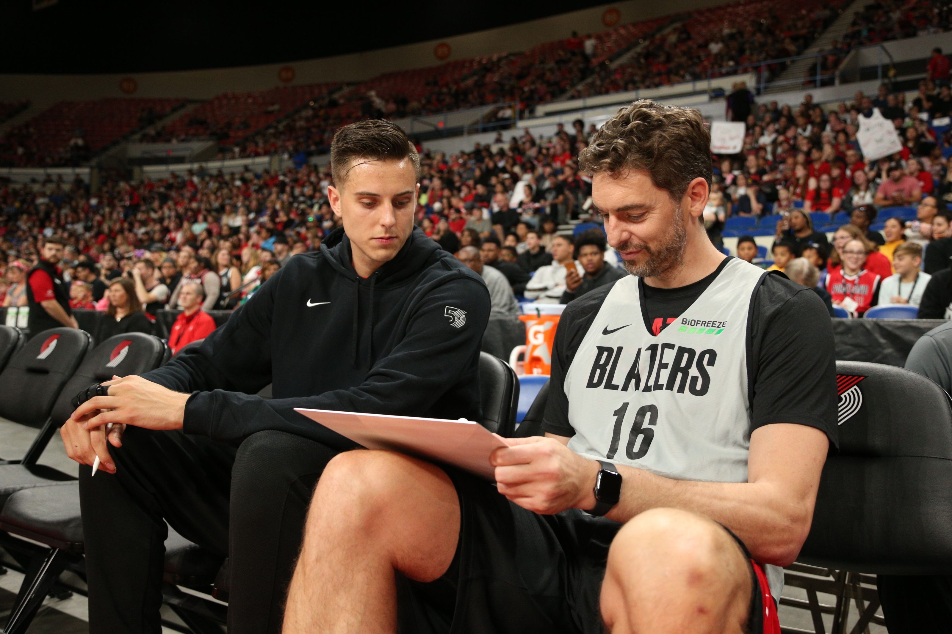 Zach Collins’ injury marks dark times for the Trail Blazers 