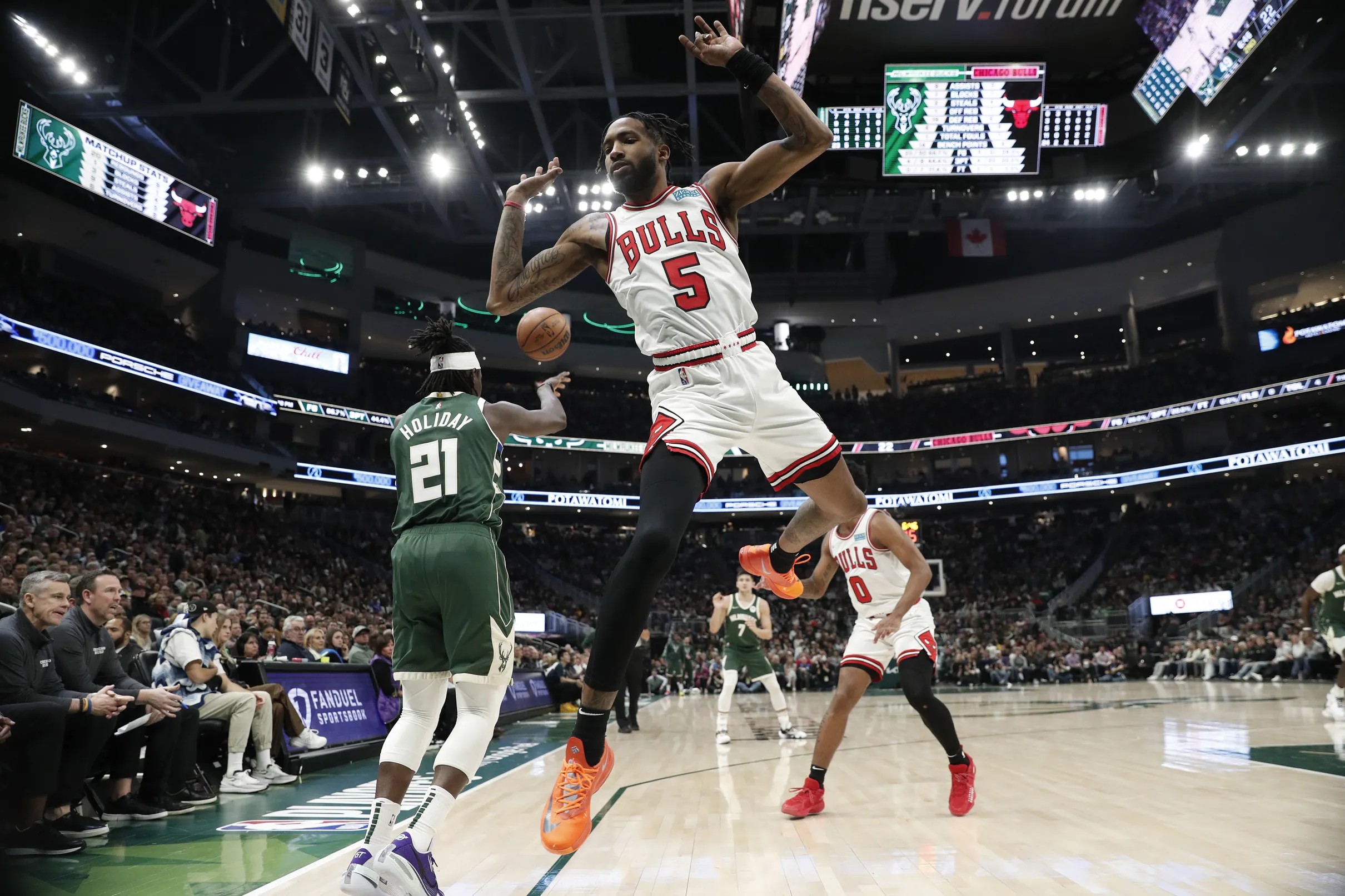 Derrick Jones Jr. Is The Bulls Forgotten Big Man