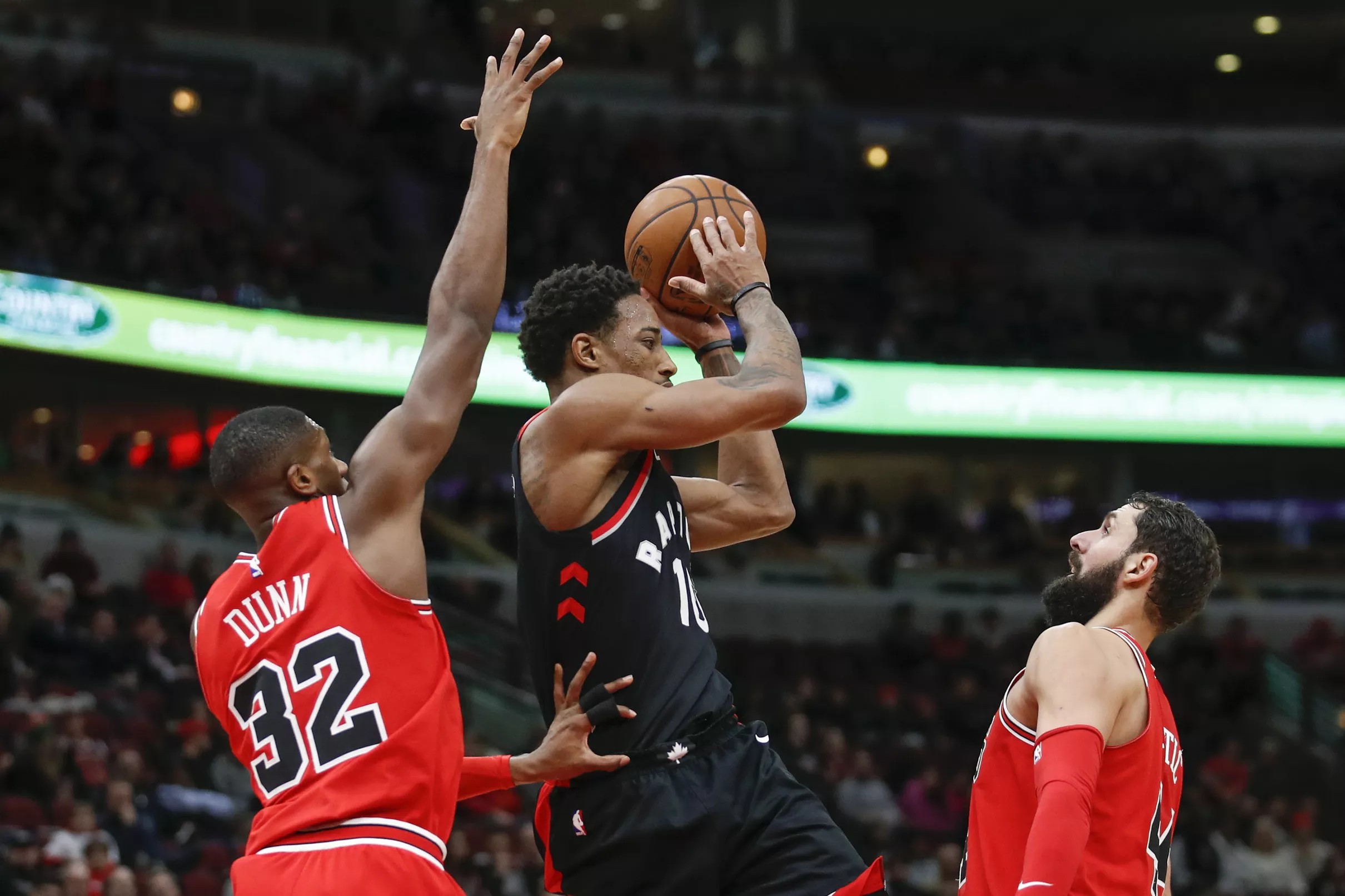 Bulls Vs. Raptors Final Score: Toronto Dominates 4th Quarter As Chicago ...