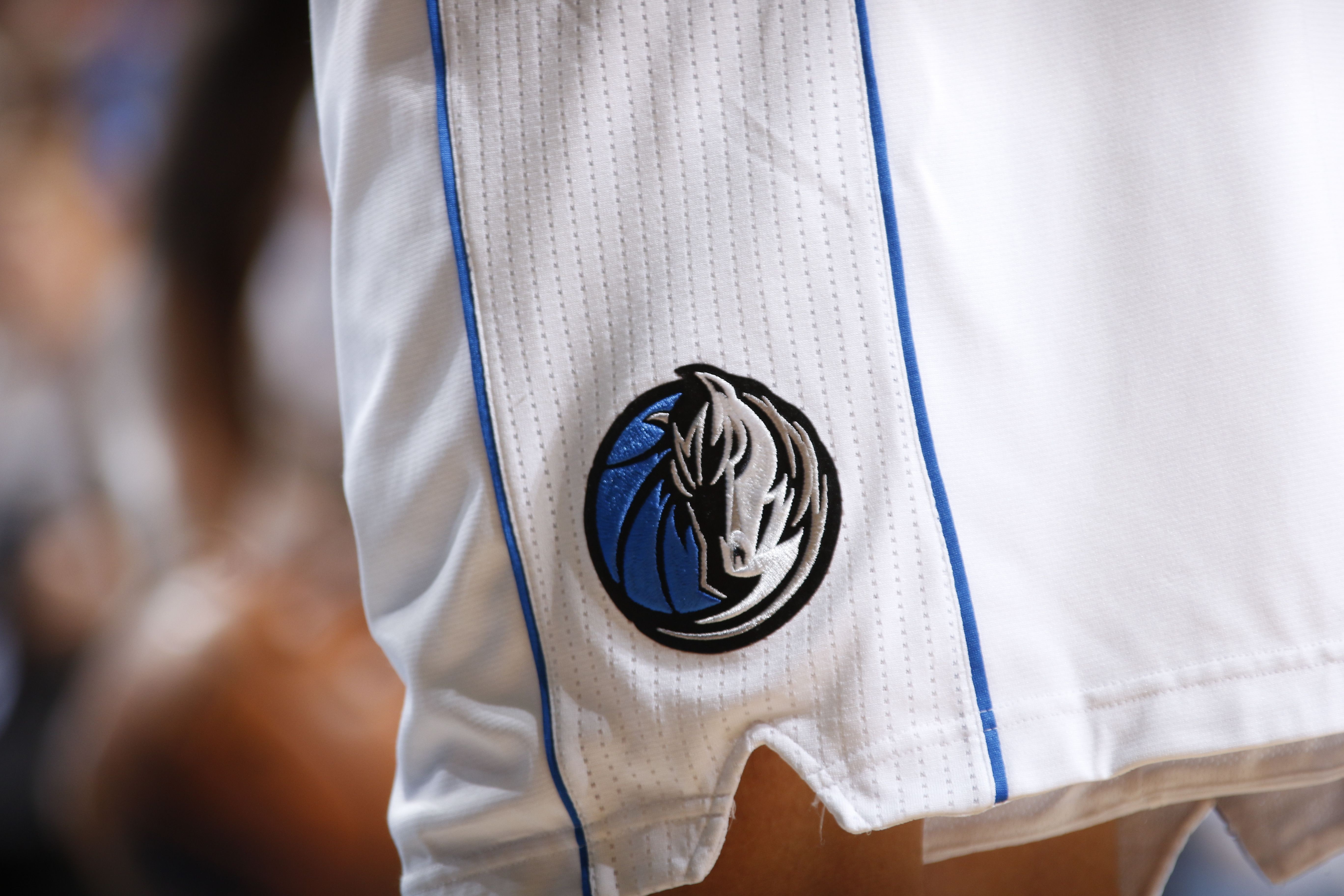 mavericks icon jersey