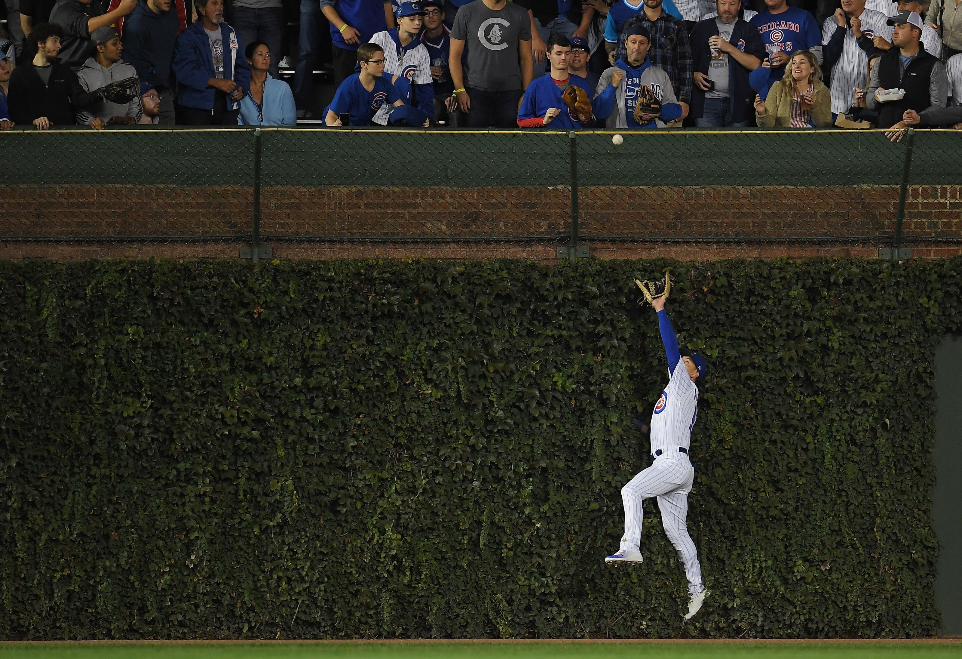 Chicago Cubs the best outfield moment of 2018 season