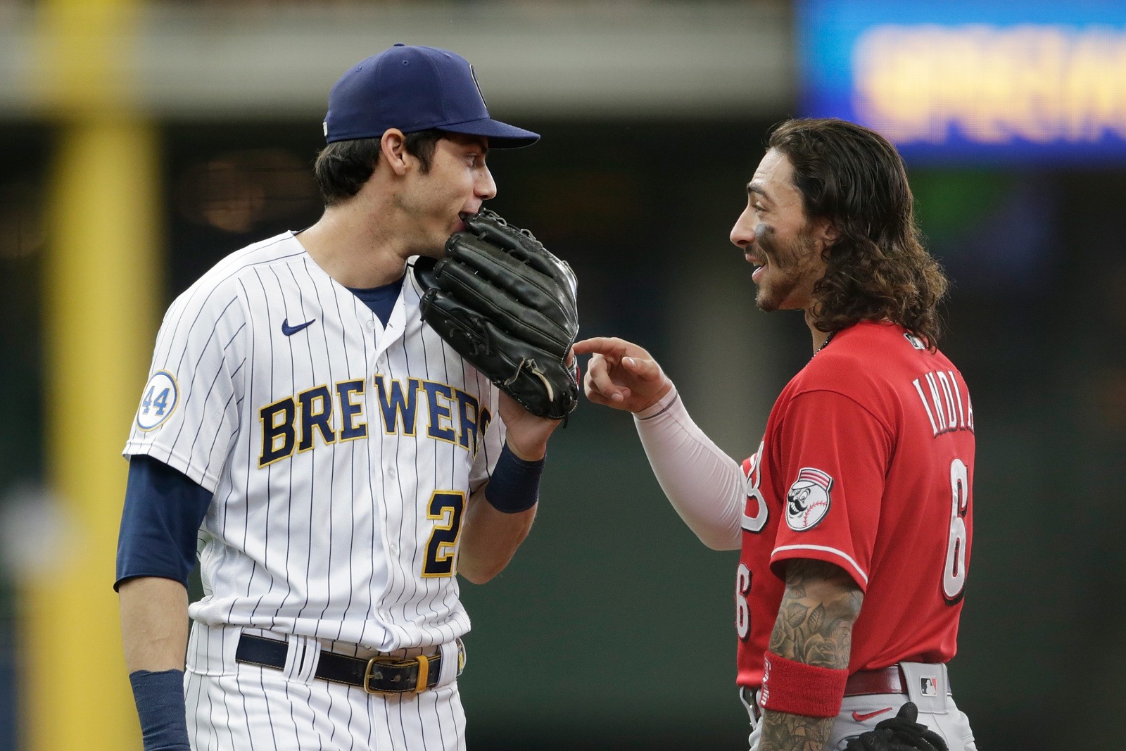 Nick Castellanos opts against opting-out of Cincinnati Reds