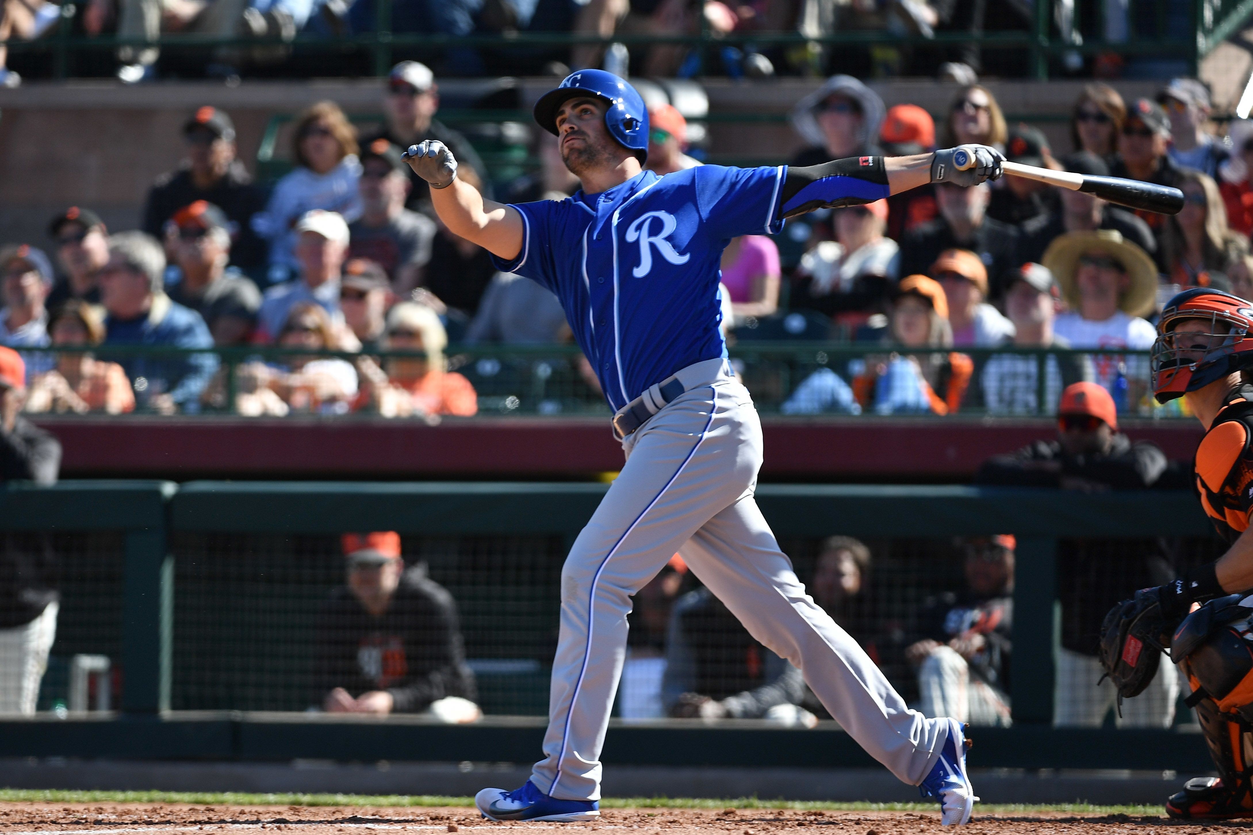 Kansas City Royals Bats strike late, defeat Mariners 43
