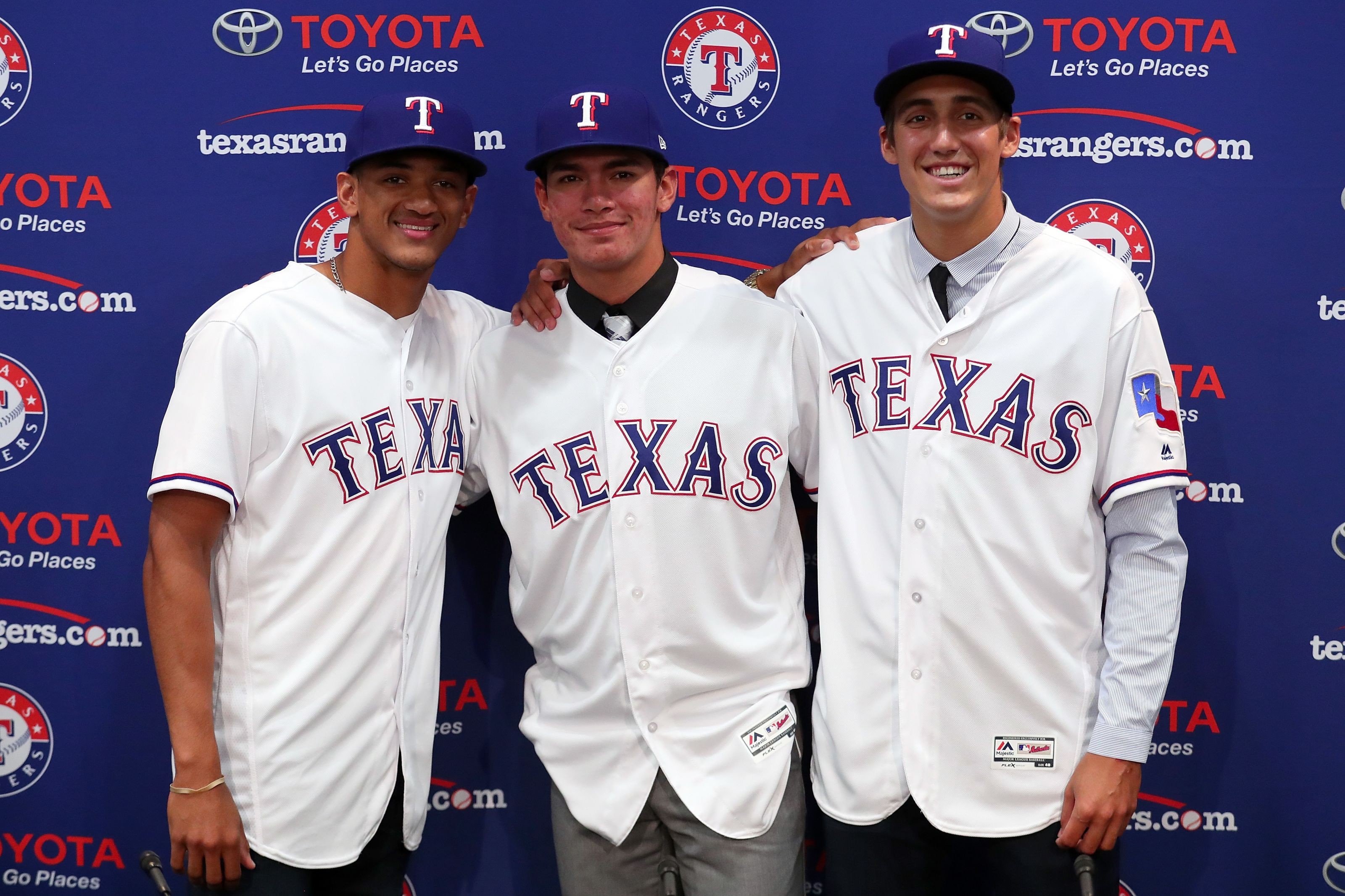 Who will the Texas Rangers take 8th overall in the MLB draft?