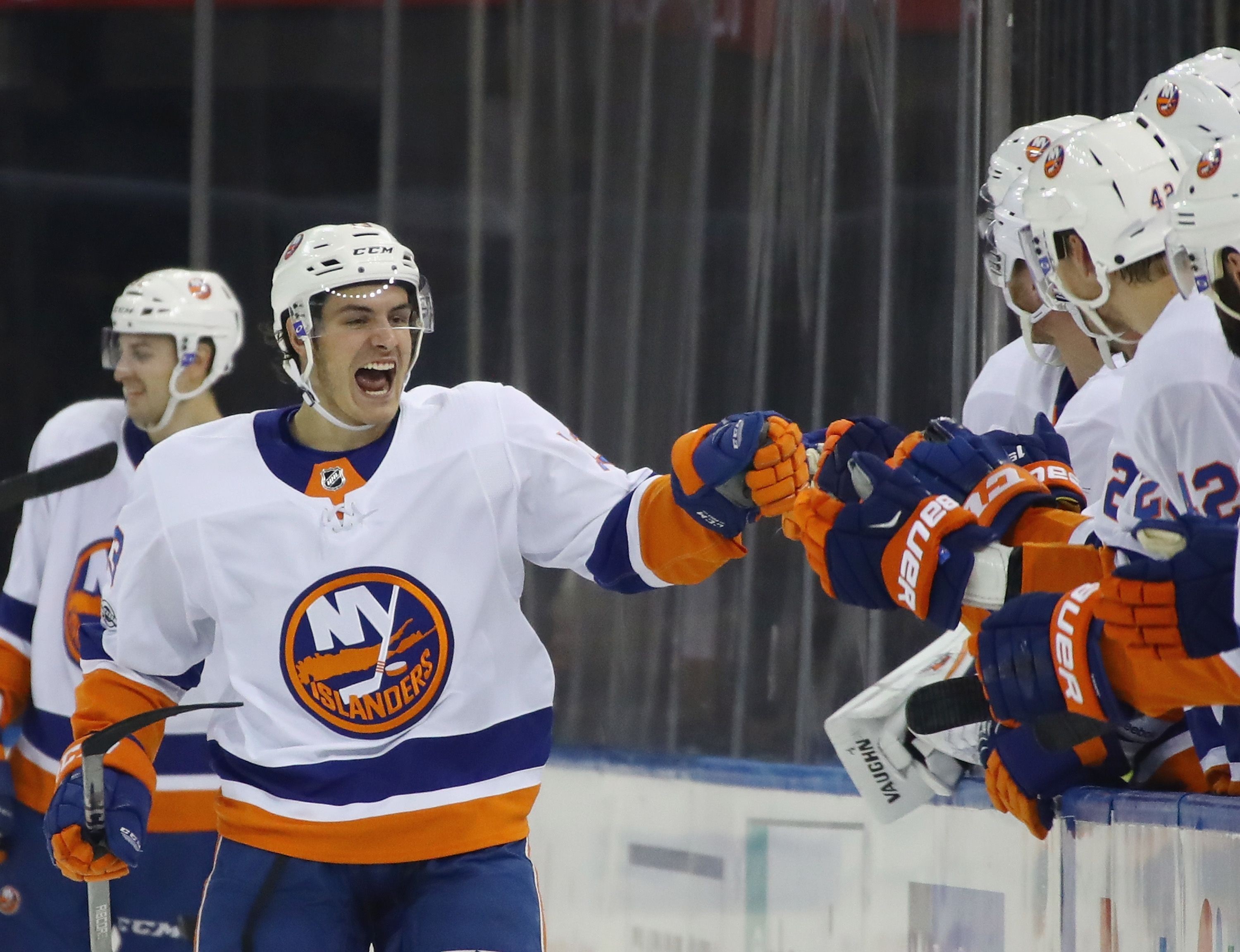 New York Islanders Mathew Barzal Developing Perfectly