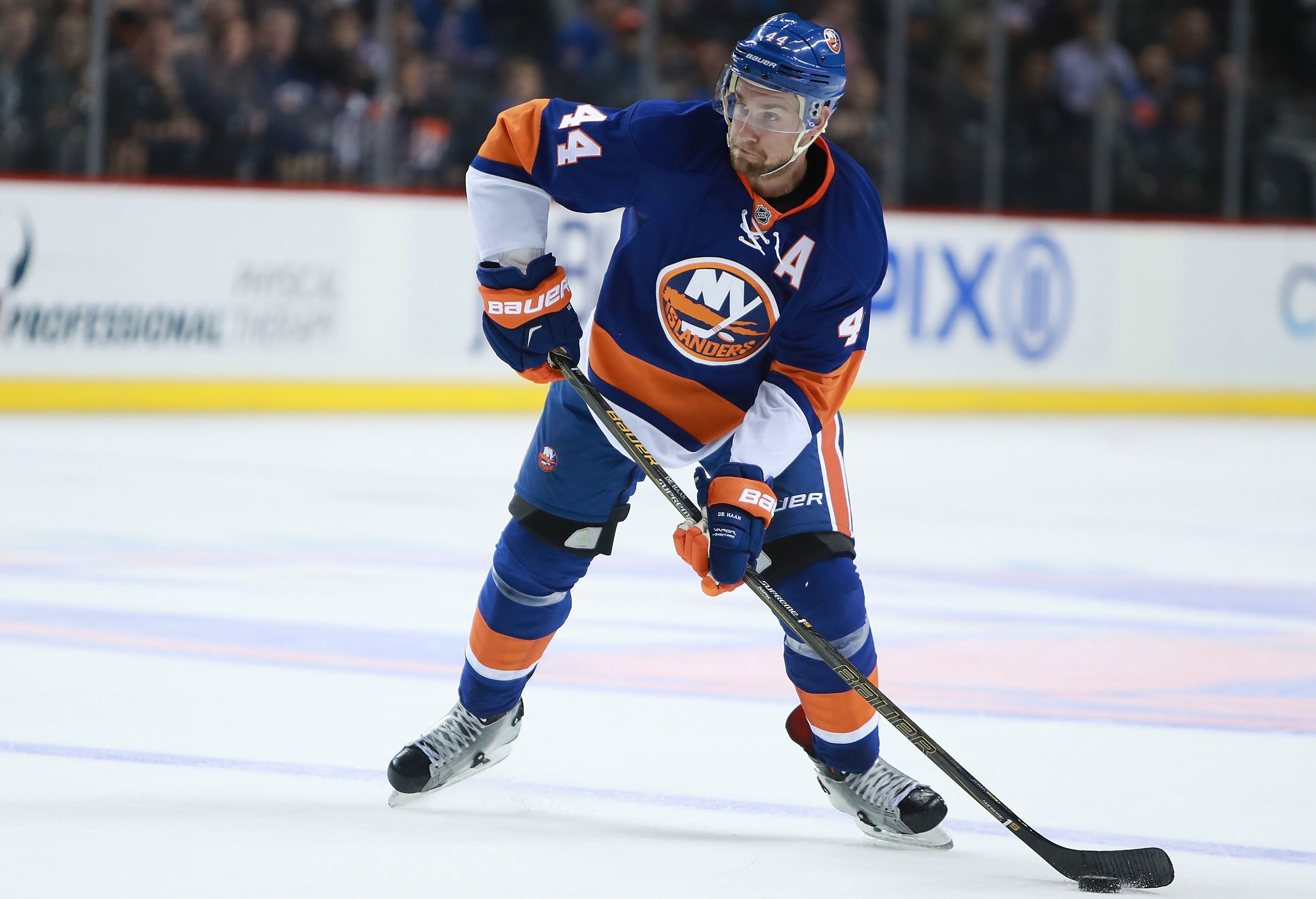 New York Islanders: Calvin de Haan Opts For Surgery (Report)