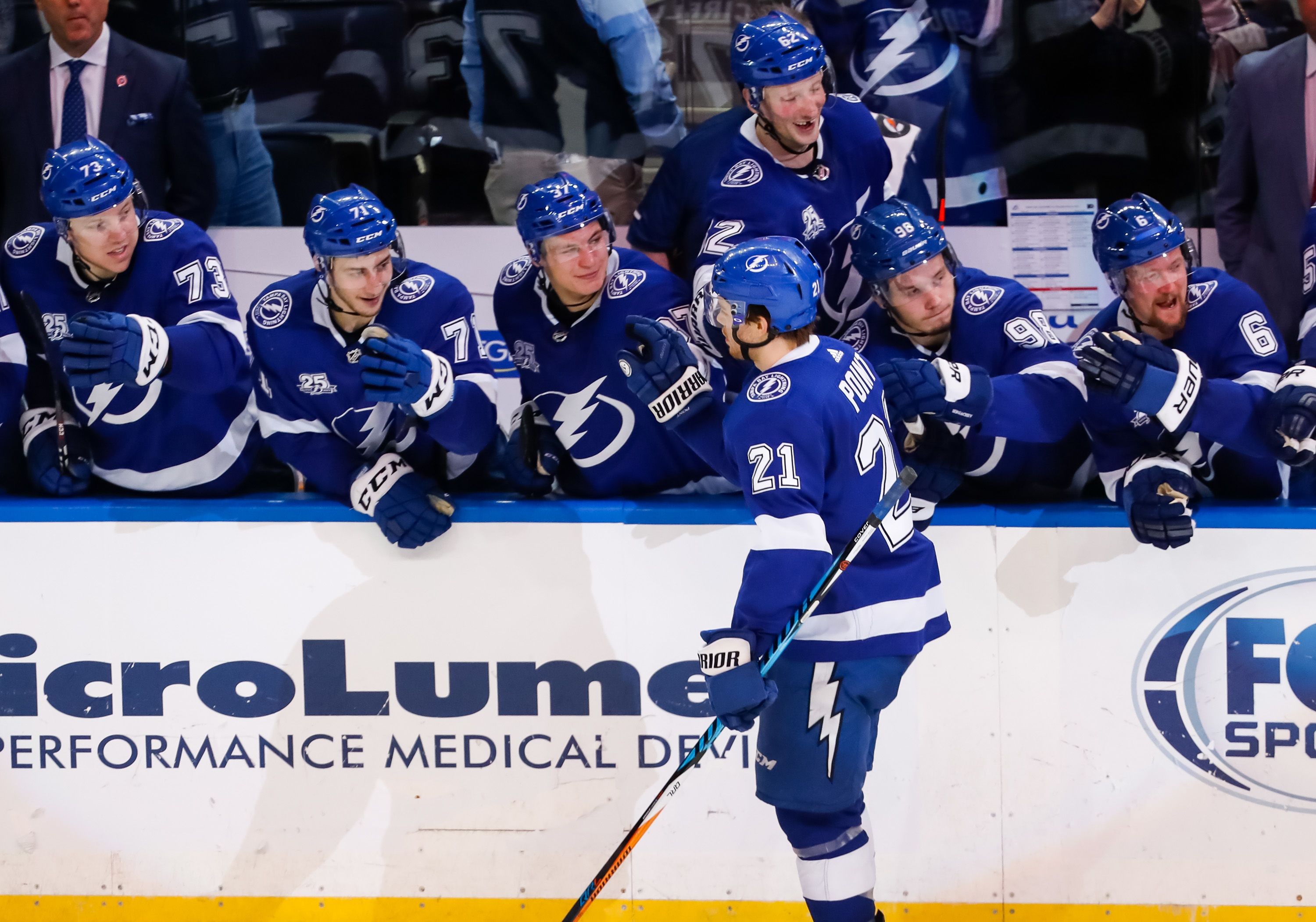 Tampa Bay Lightning comes up big over Flyers in their 5thstraight OT game