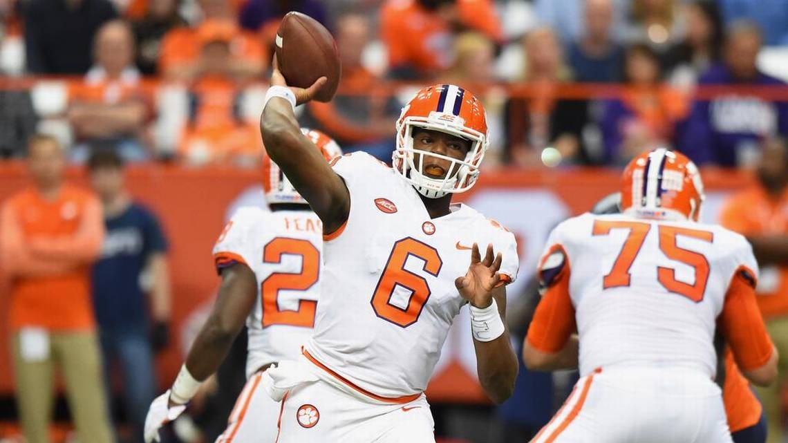 Former Clemson QB lands with Gamecocks