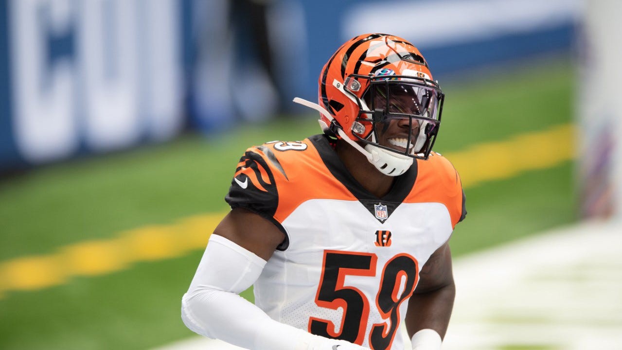 Bengals linebacker Akeem Davis-Gaither hosts coat drive for children in his  hometown