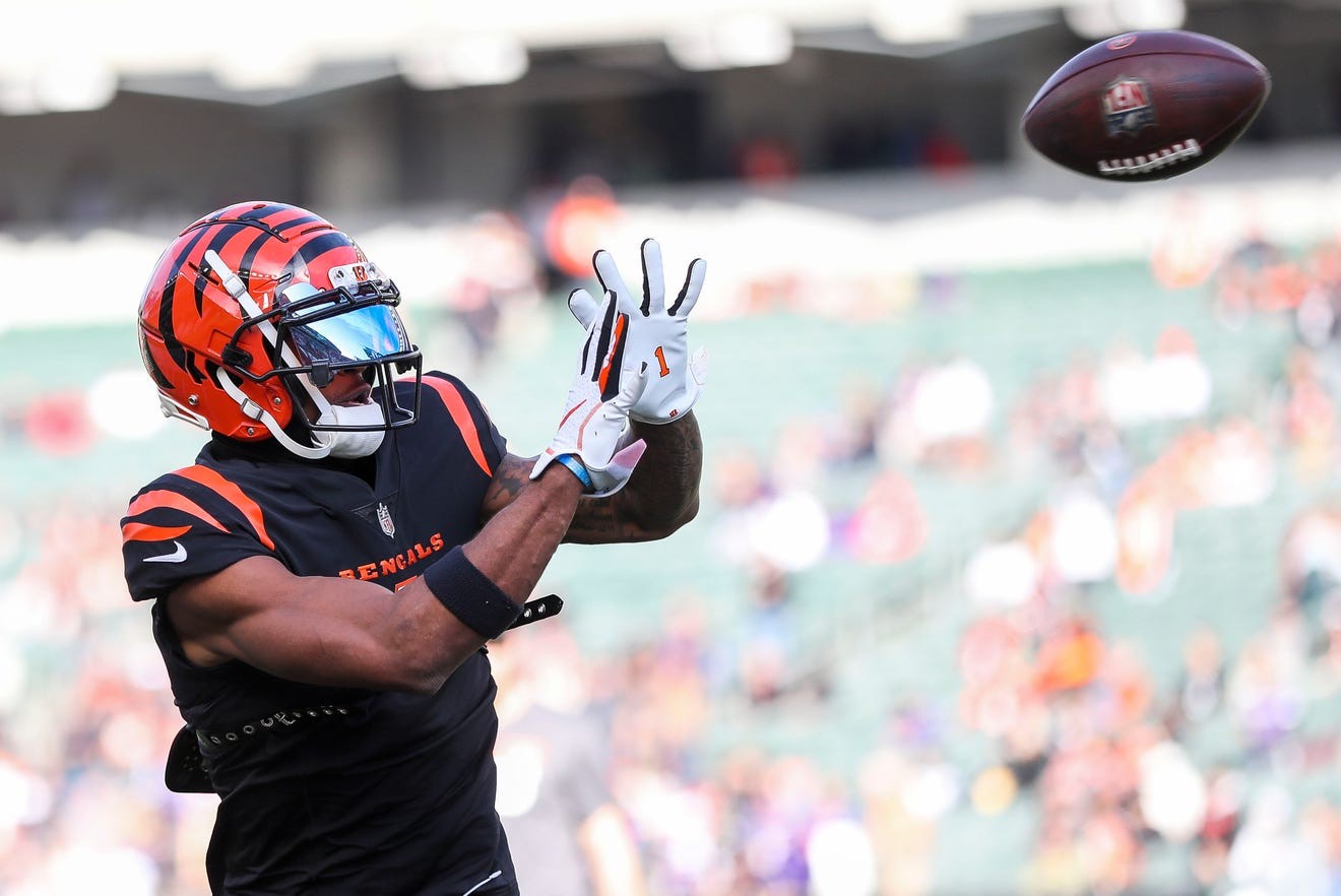 Ja'Marr Chase sets Cincinnati Bengals' rookie receiving yardage record