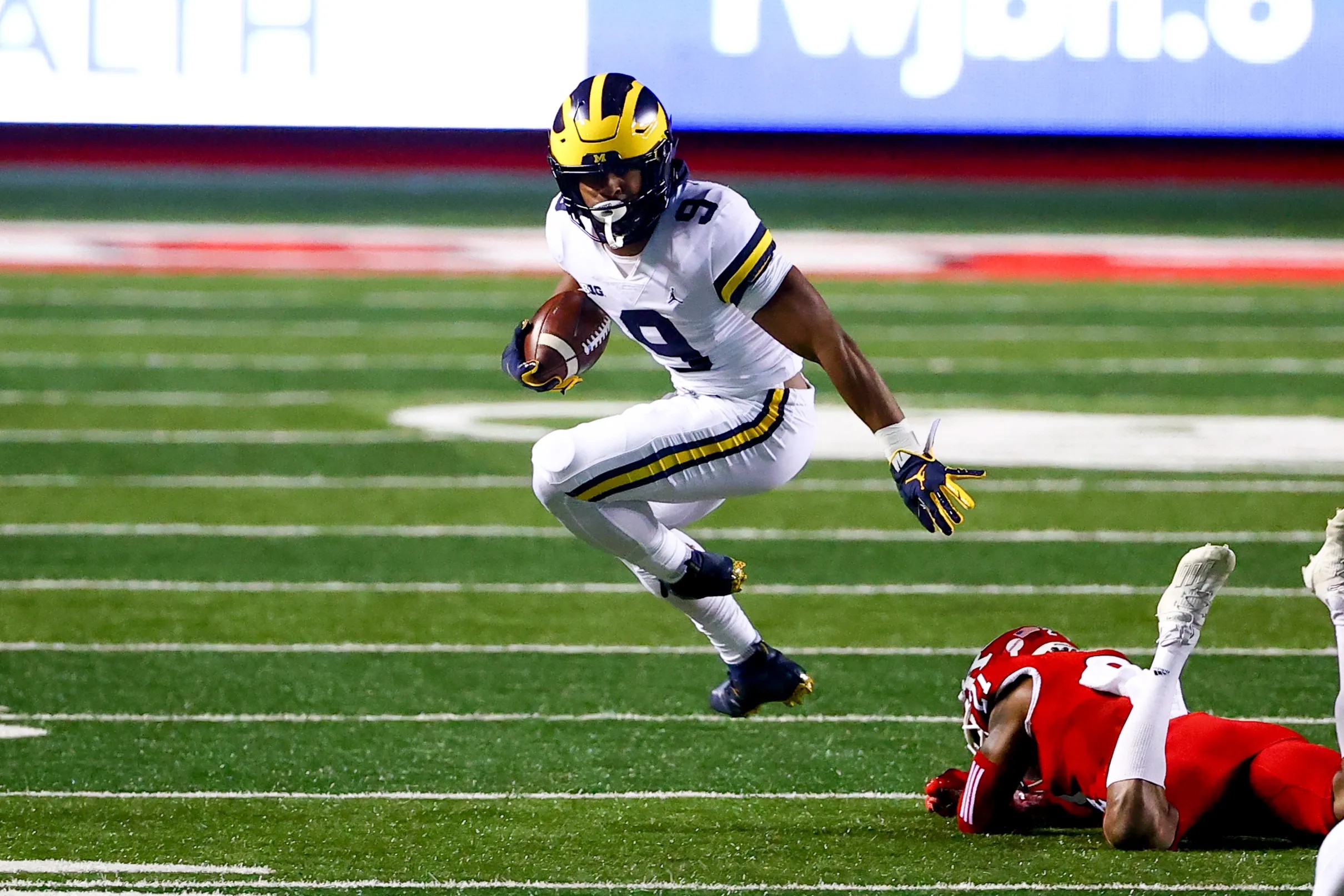 Bengals draft Michigan RB Chris Evans in Round 6