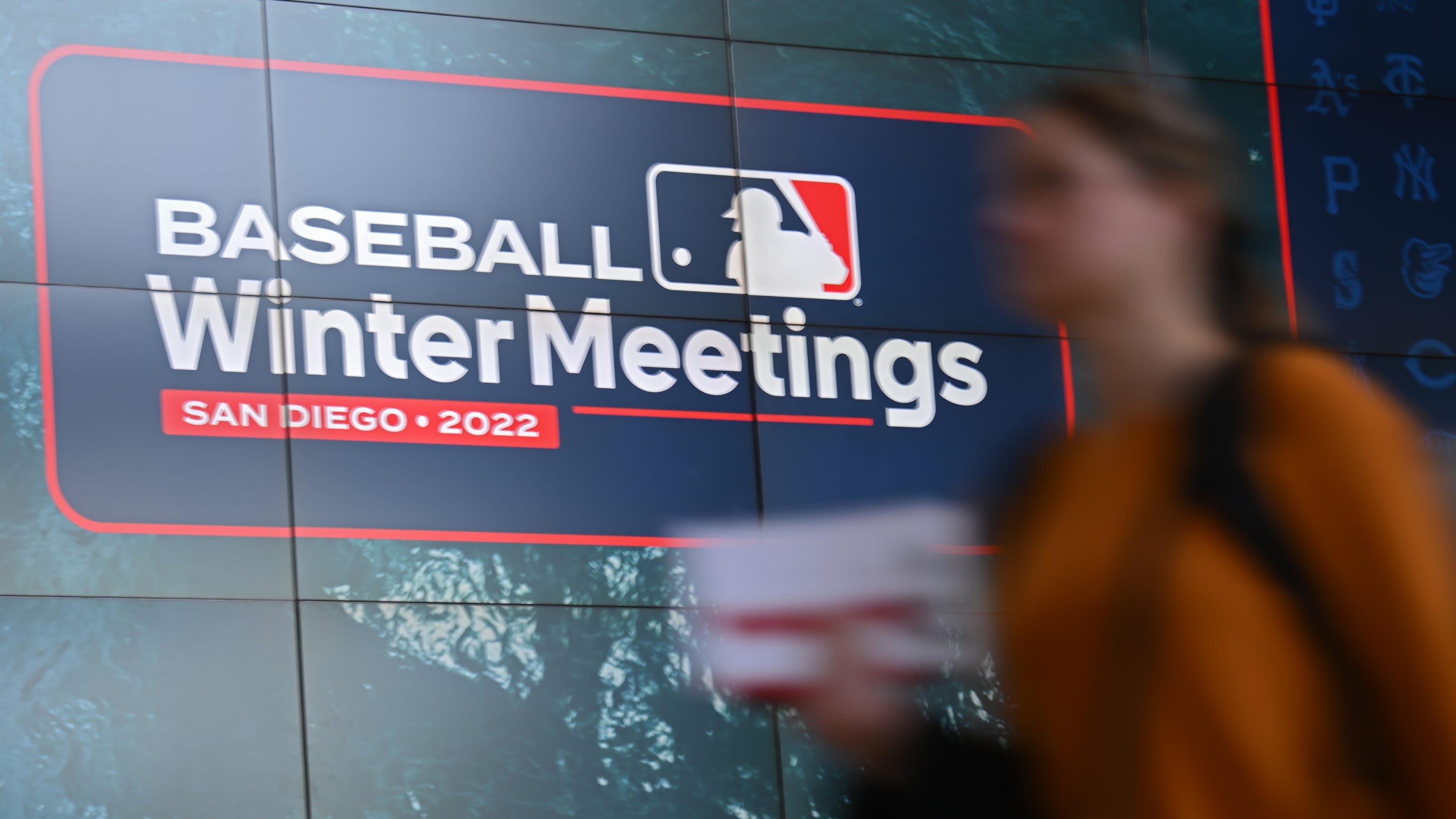 Cincinnati Reds take another loss, drop in 2023 draft order after MLB