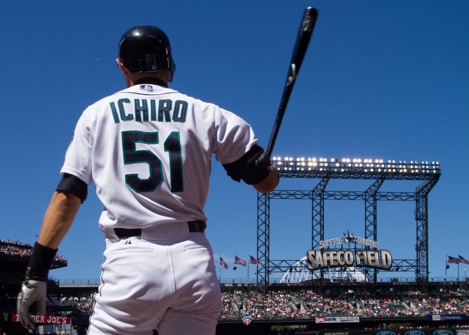 Mariners Agree to Terms with Outfielder Ichiro Suzuki