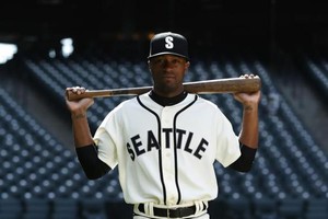 Mariners to Wear Seattle Steelheads Uniforms May 16 vs. Boston, by Mariners  PR