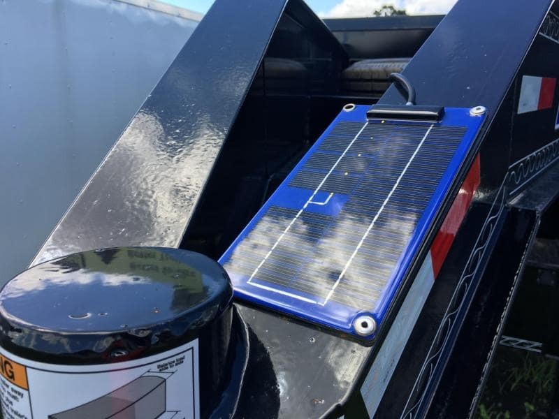 New Solar Charger For Dump Trailer Reviews What’s The Top Pick?