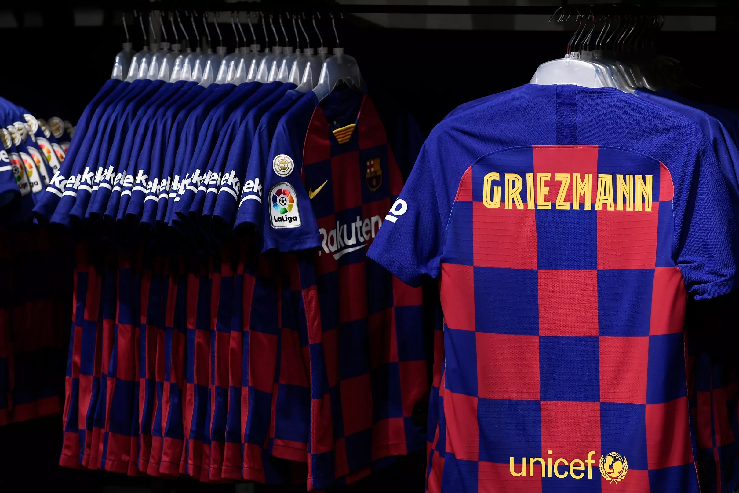 Barcelona Confirm Antoine Griezmann’s Shirt Number At Barcelona