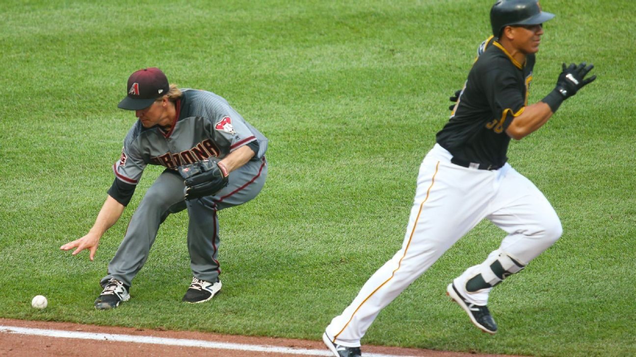 don-t-bunt-on-greinke-at-one-small-skill-he-s-the-world-s-best