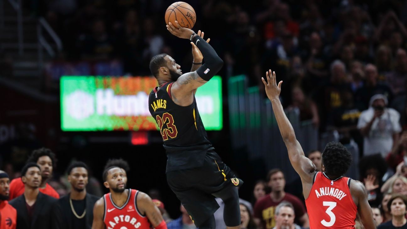 a-tiny-oral-history-of-lebron-james-buzzer-beater-against-the-toronto