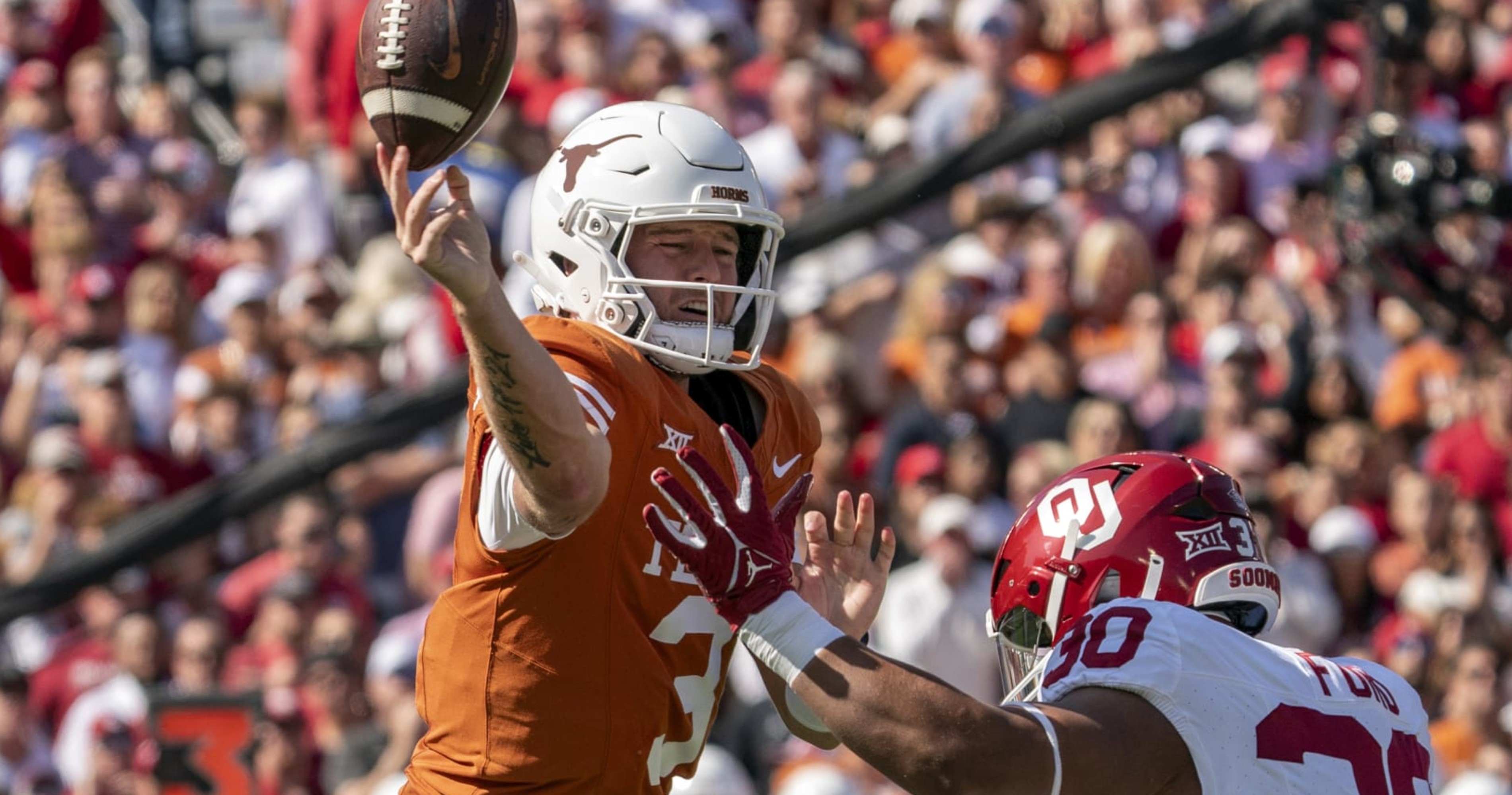 Arch Manning Era Eyed by Fans as Quinn Ewers, No. 3 Texas Lose to