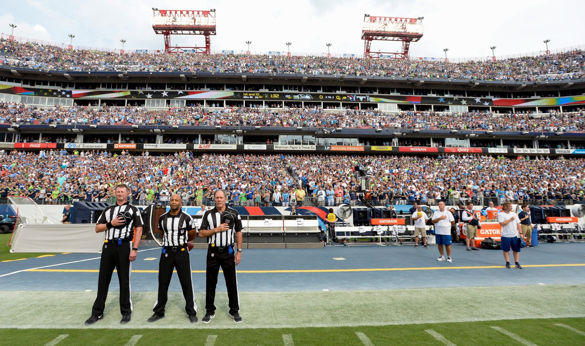 What Every N.F.L. Team Did During the National Anthem on Sunday