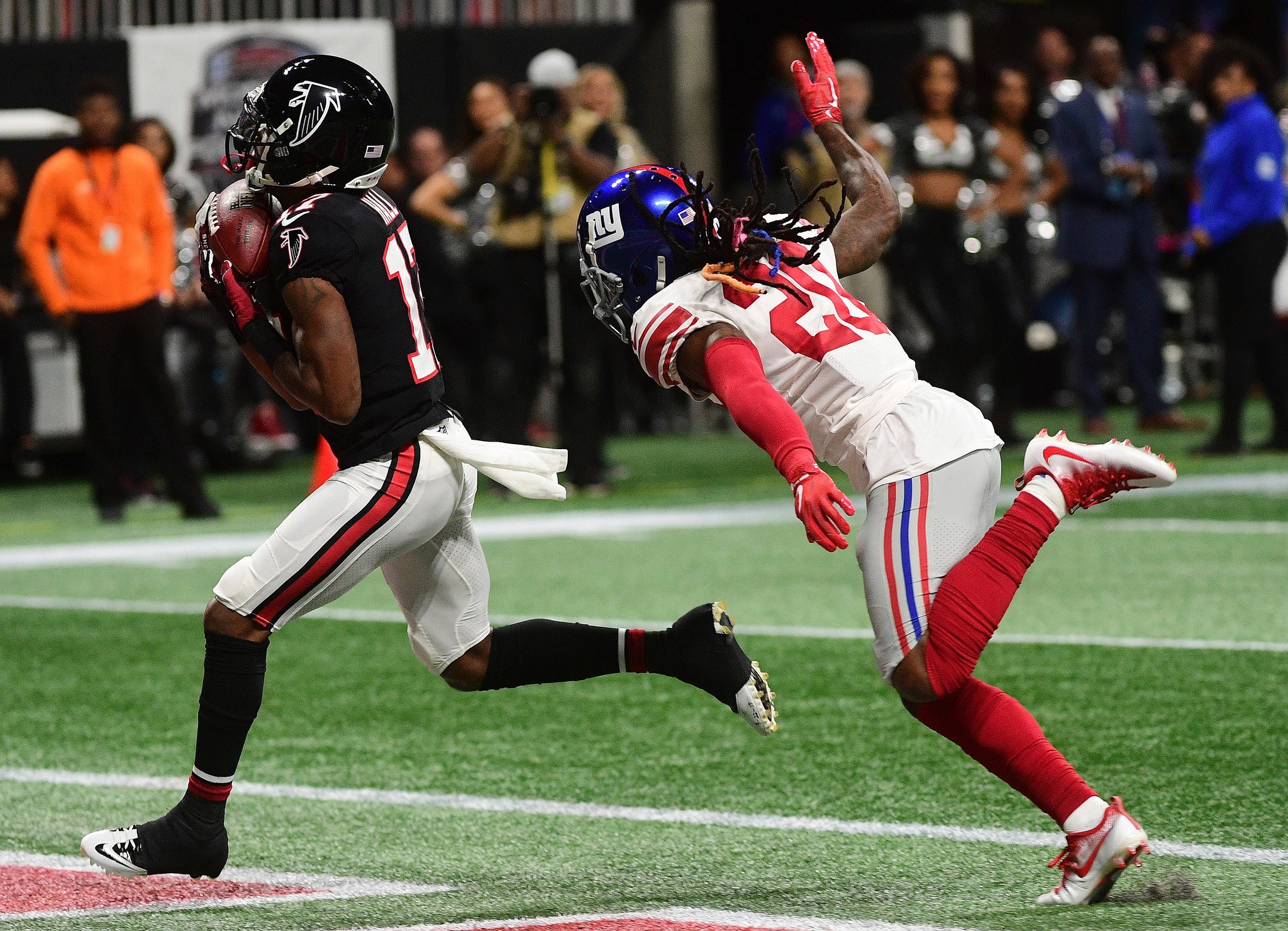 Giants vs. Falcons Atlanta Increases Lead With Field Goal