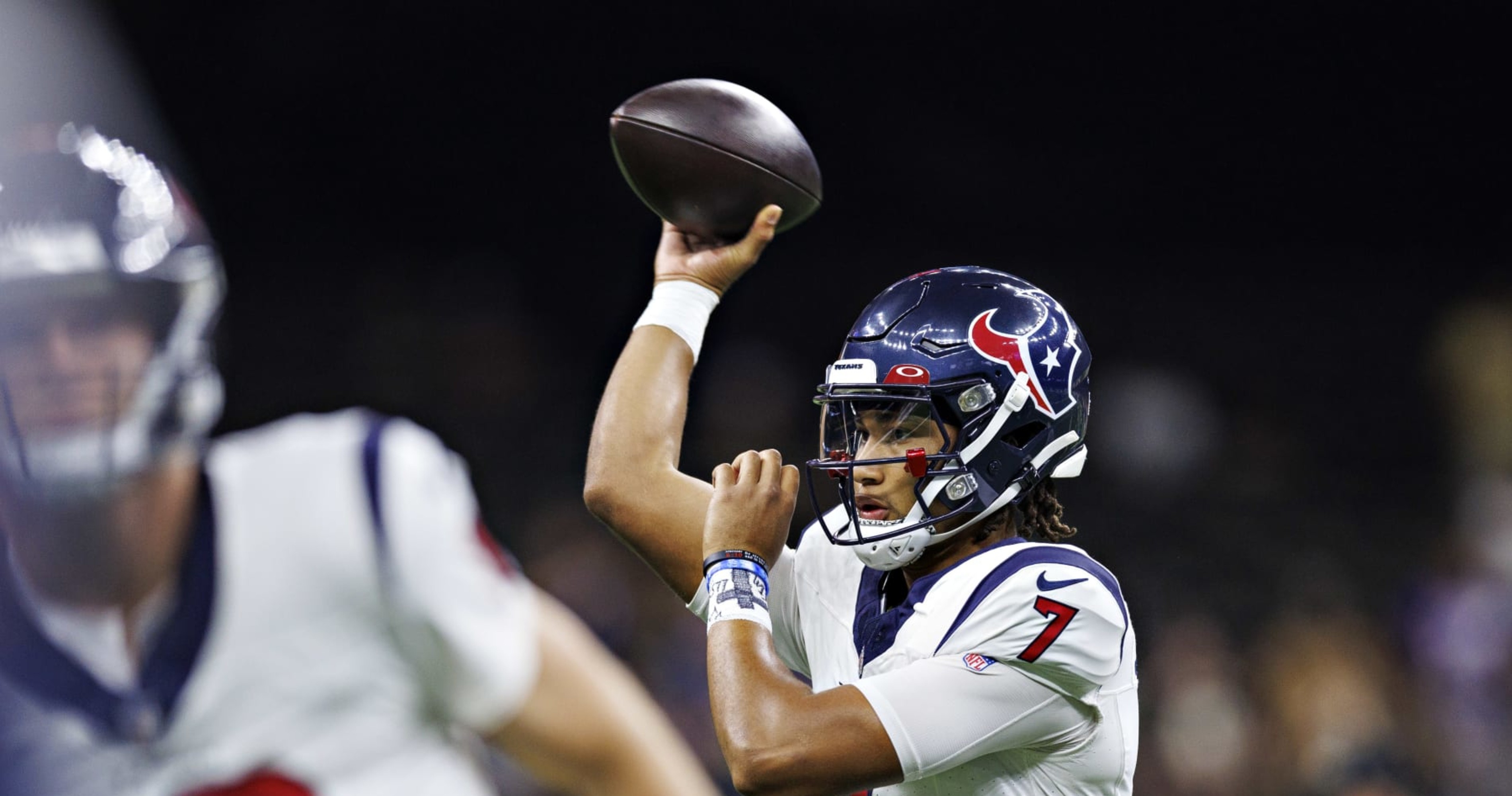 Ranking the Top 10 NFL Players Under 25 Years Old