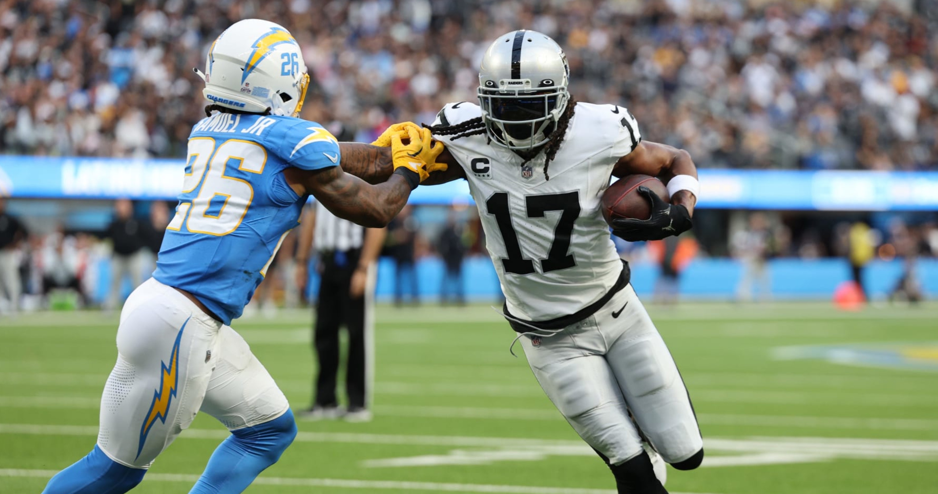 Davante Adams wore a Raiders shirt in offseason during Packers tenure