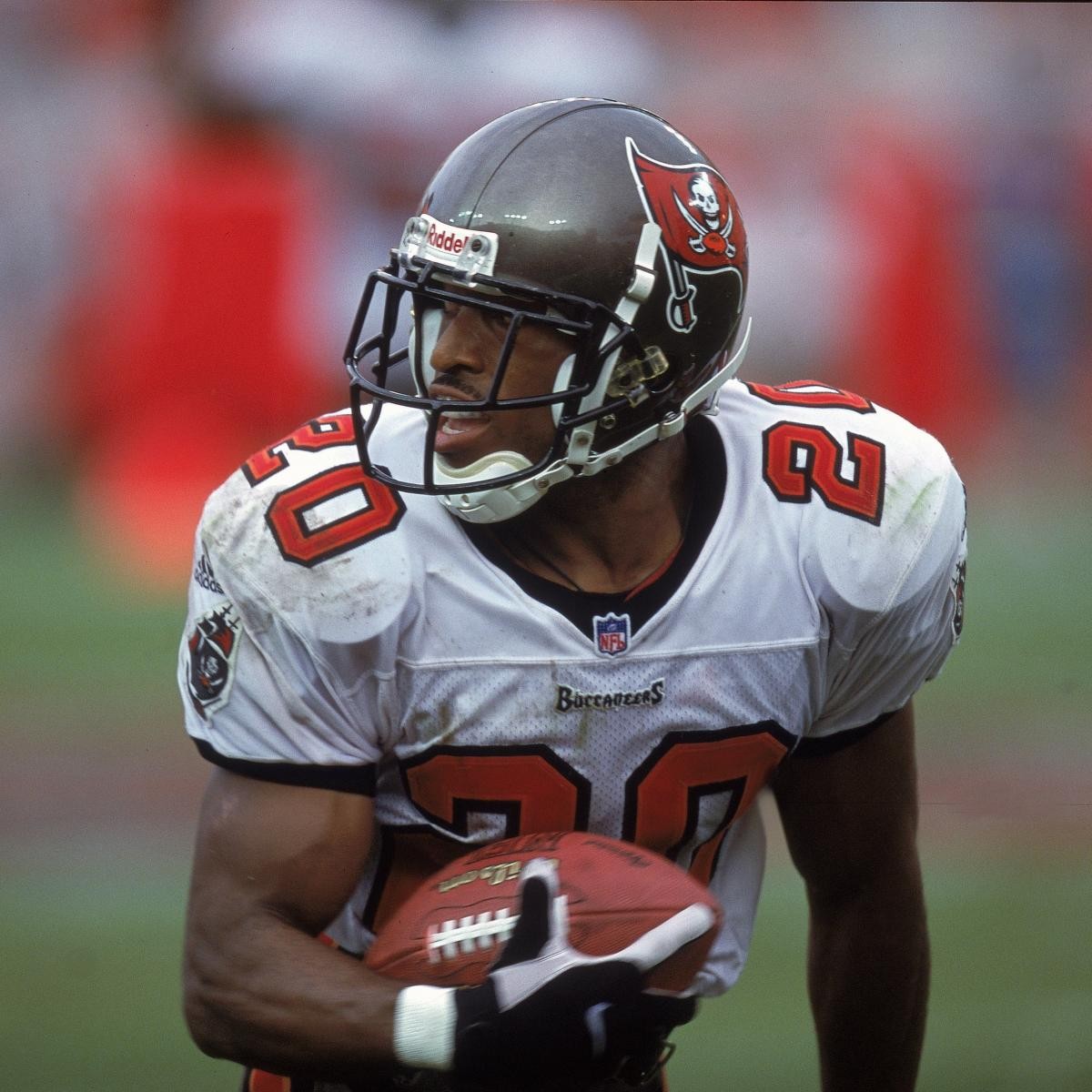 Does Ronde Barber Deserve Your 2020 Pro Football Hall of Fame Vote?