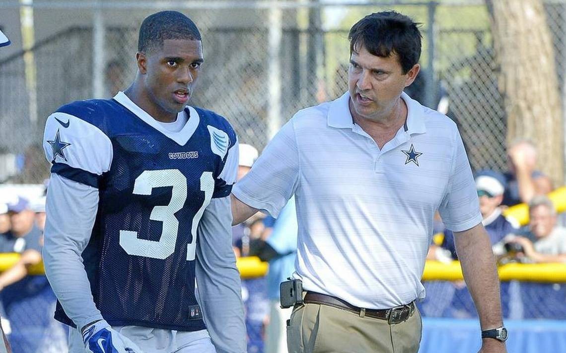 Dallas Cowboys physician Daniel Cooper receives NFLPS' top award