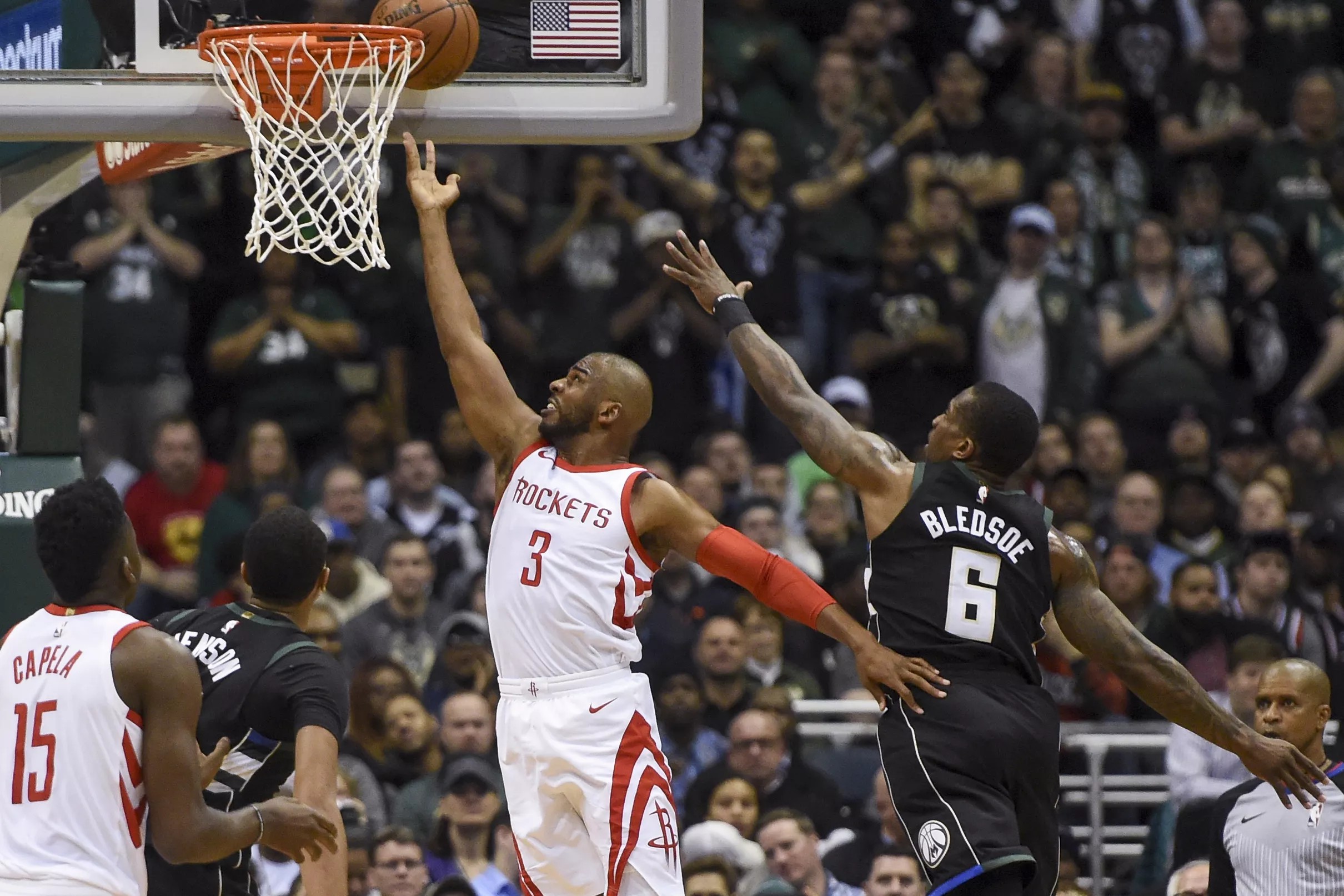 Rockets win 17th straight game in Milwaukee 