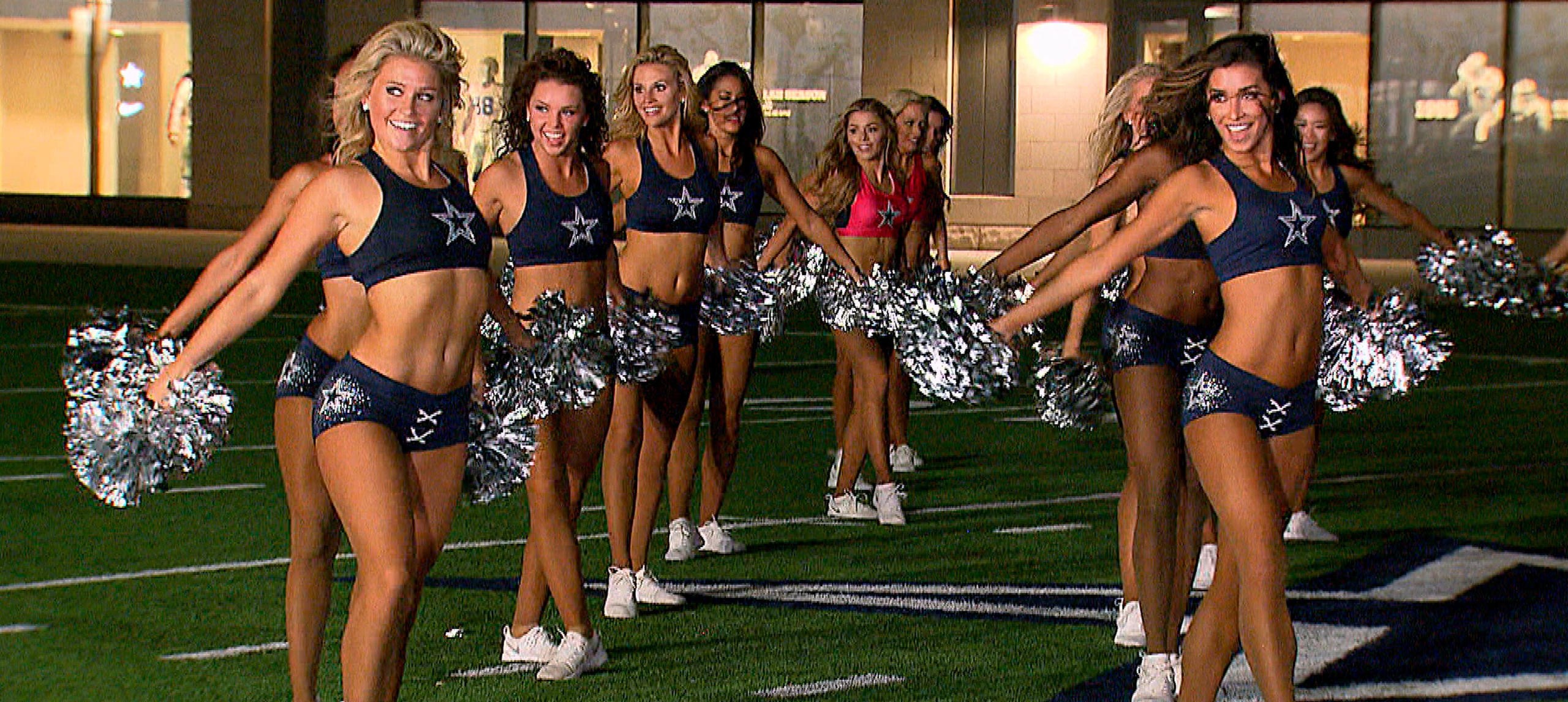 Dallas Cowboy Cheerleaders visit seniors in Midland