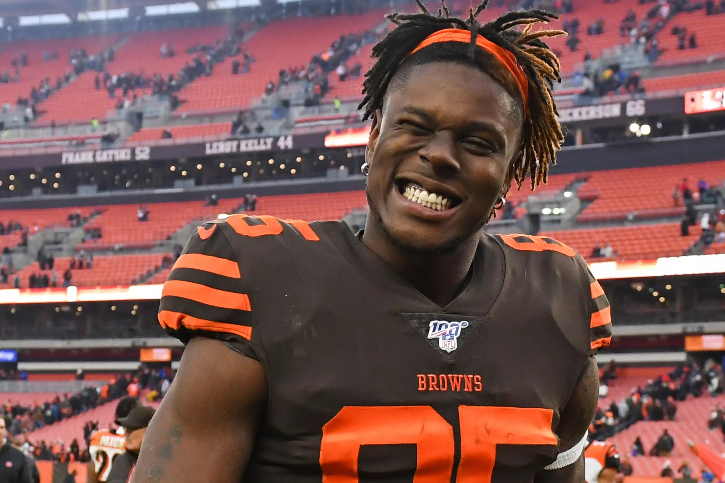 Browns TE David Njoku reportedly requesting a trade