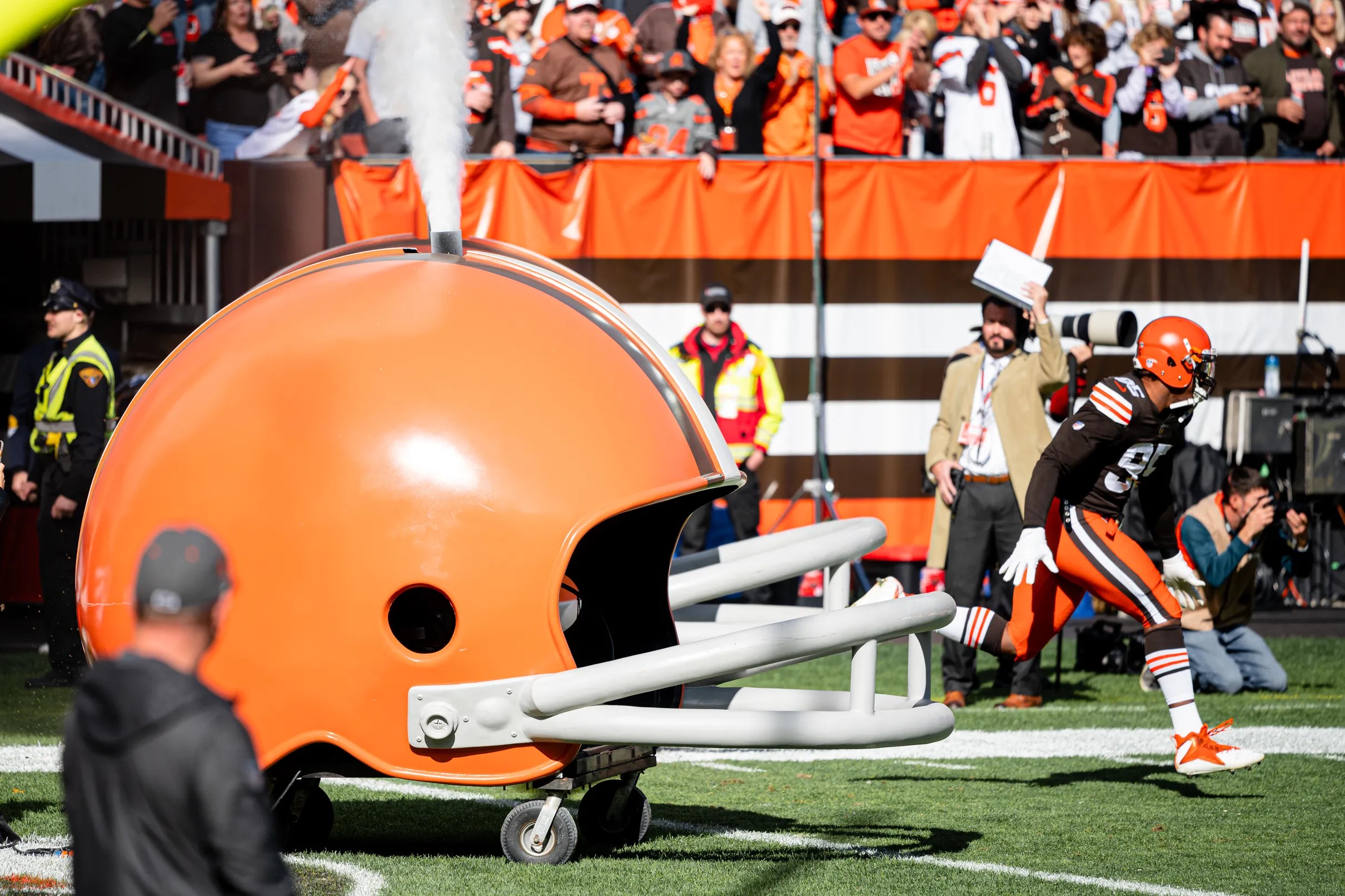 Browns 2022 NFL Schedule Release Dates Times Primetime Games And More