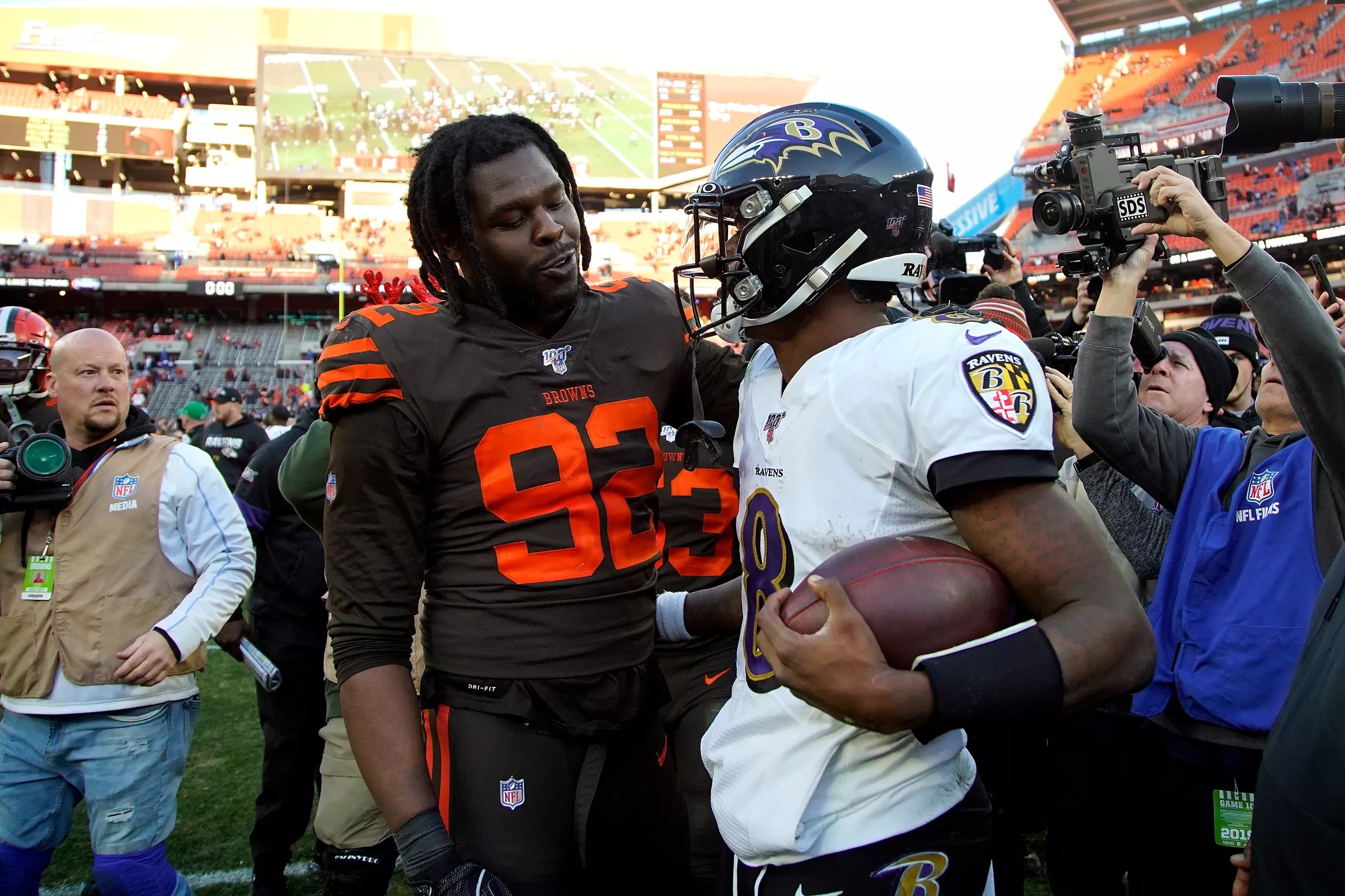 DL preview Browns fans think Myles Garrett will have 16+ sacks, not