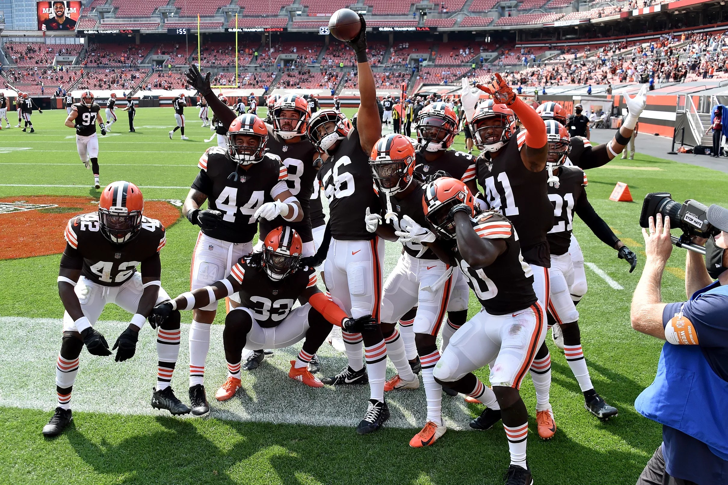 Browns vs. Football Team Final Score Cleveland forces 5 turnovers