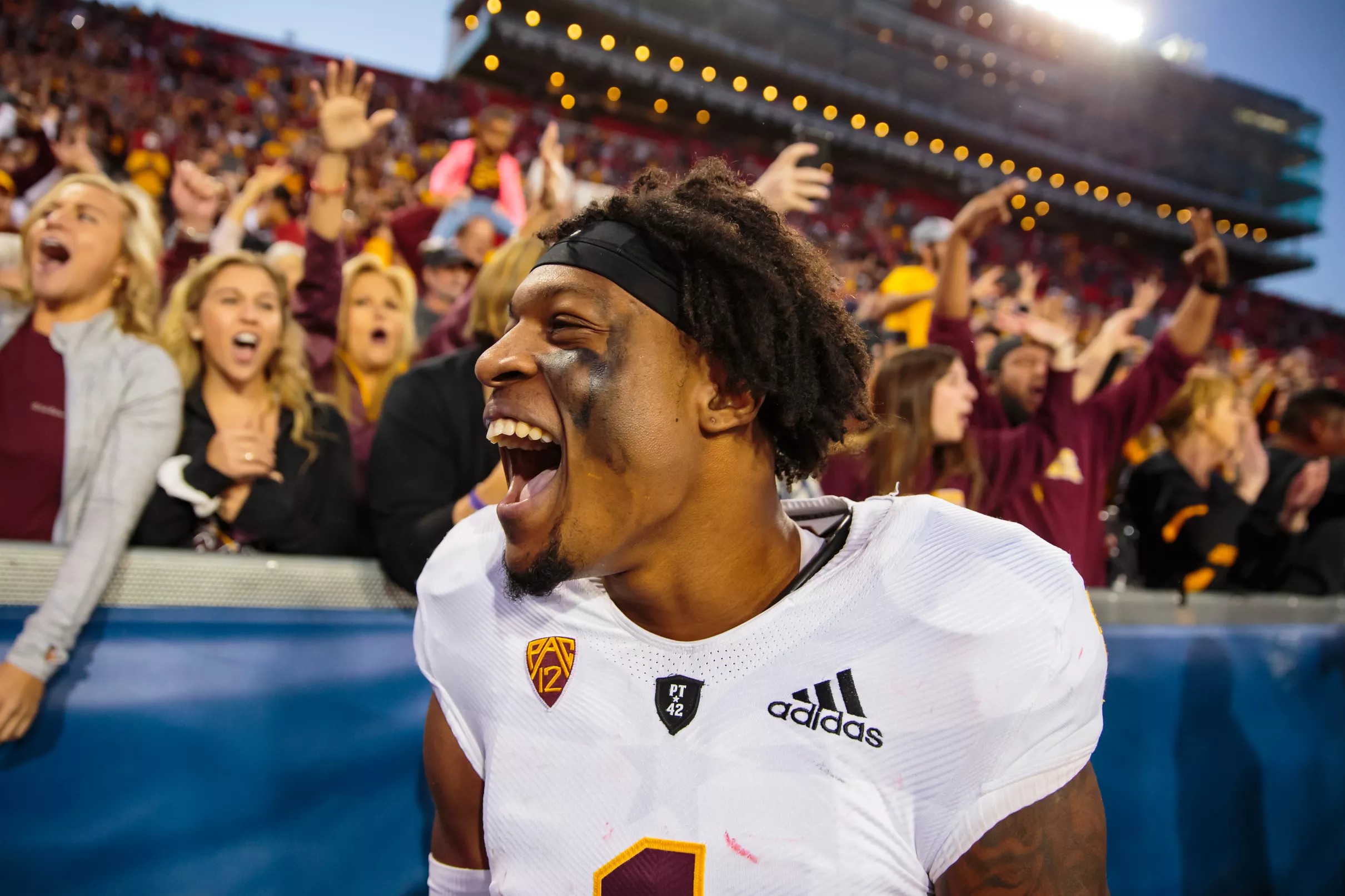 2019 NFL Mock Draft Oakland Raiders Select WR N’Keal Harry at No. 24