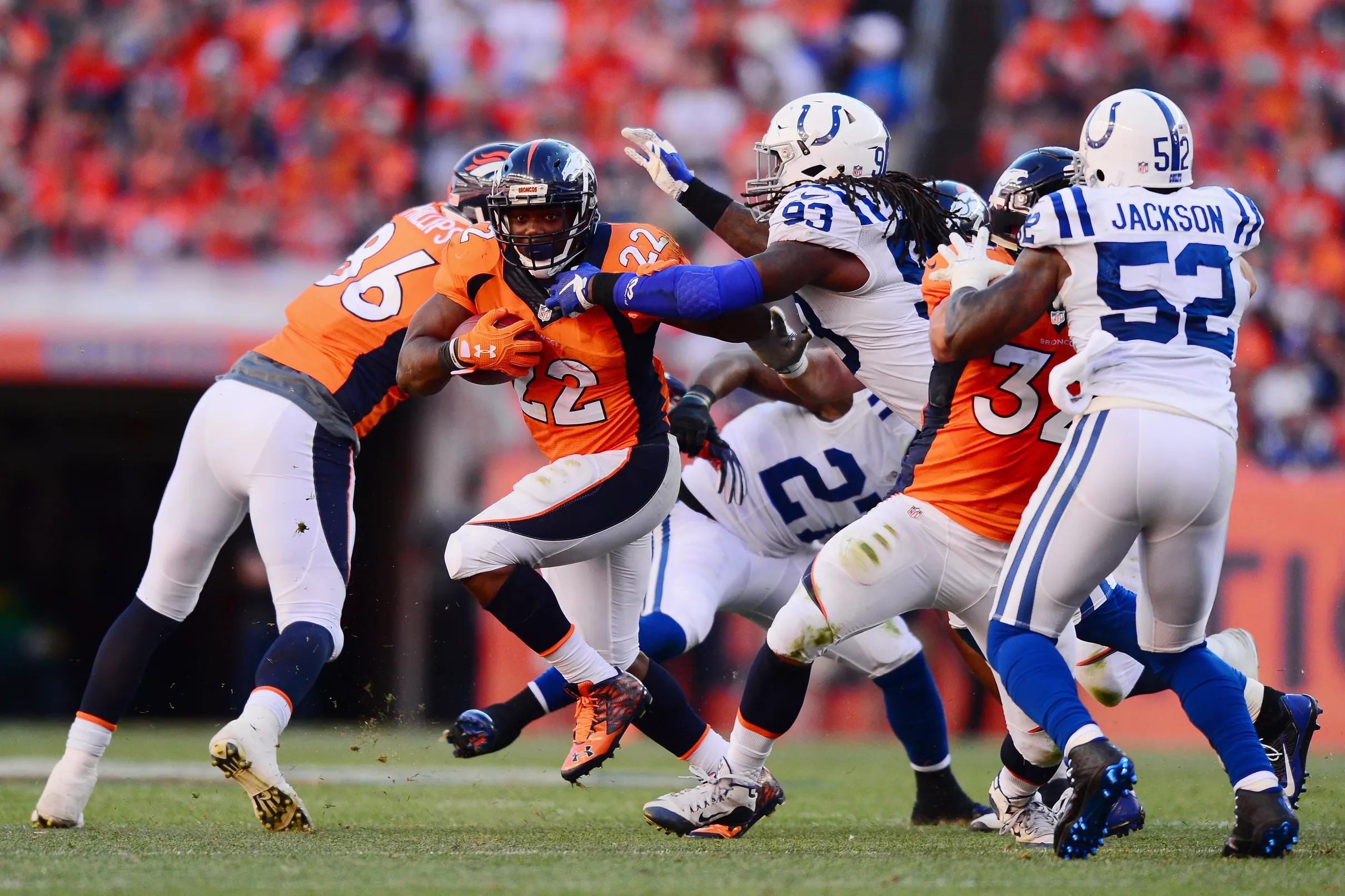 Broncos vs. Colts kicks off Week 15 of the NFL