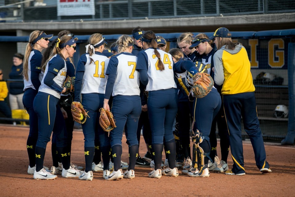 Michigan softball stays alive in NCAA Tournament with win vs. UIC