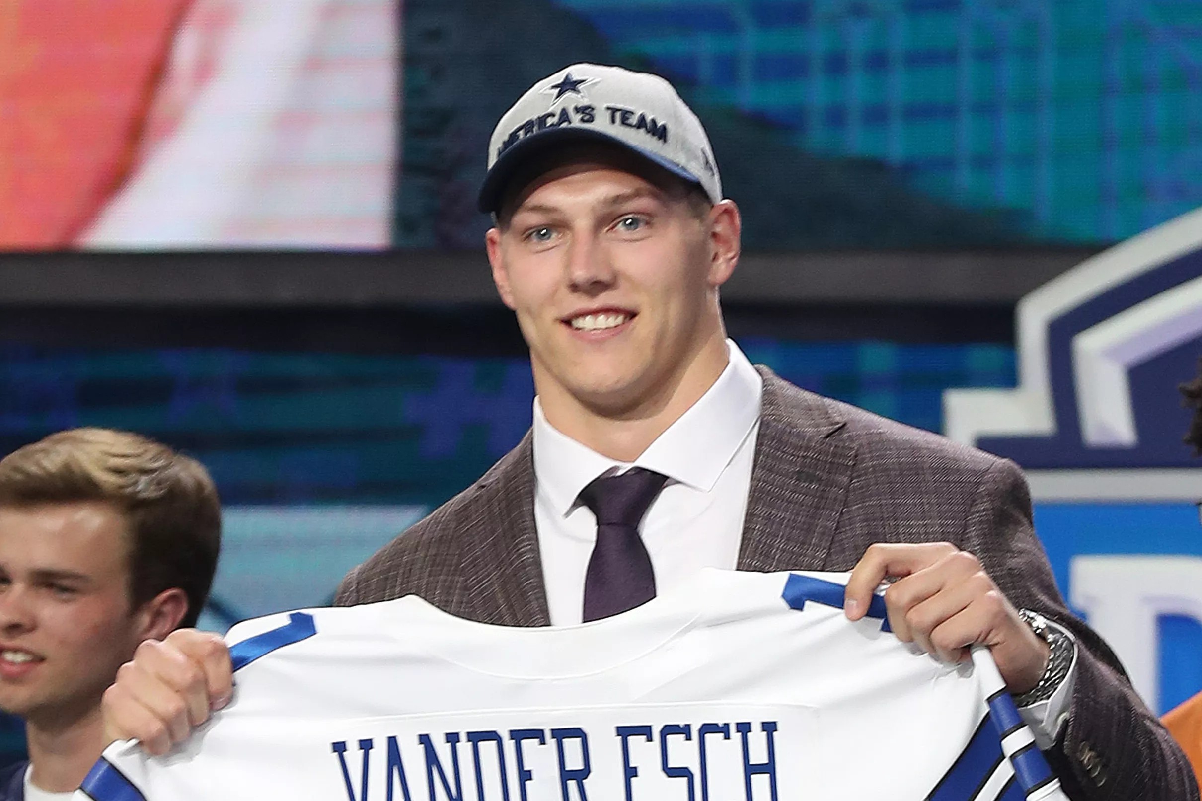 The Dallas Cowboys officially have the 17th overall pick in the 2020