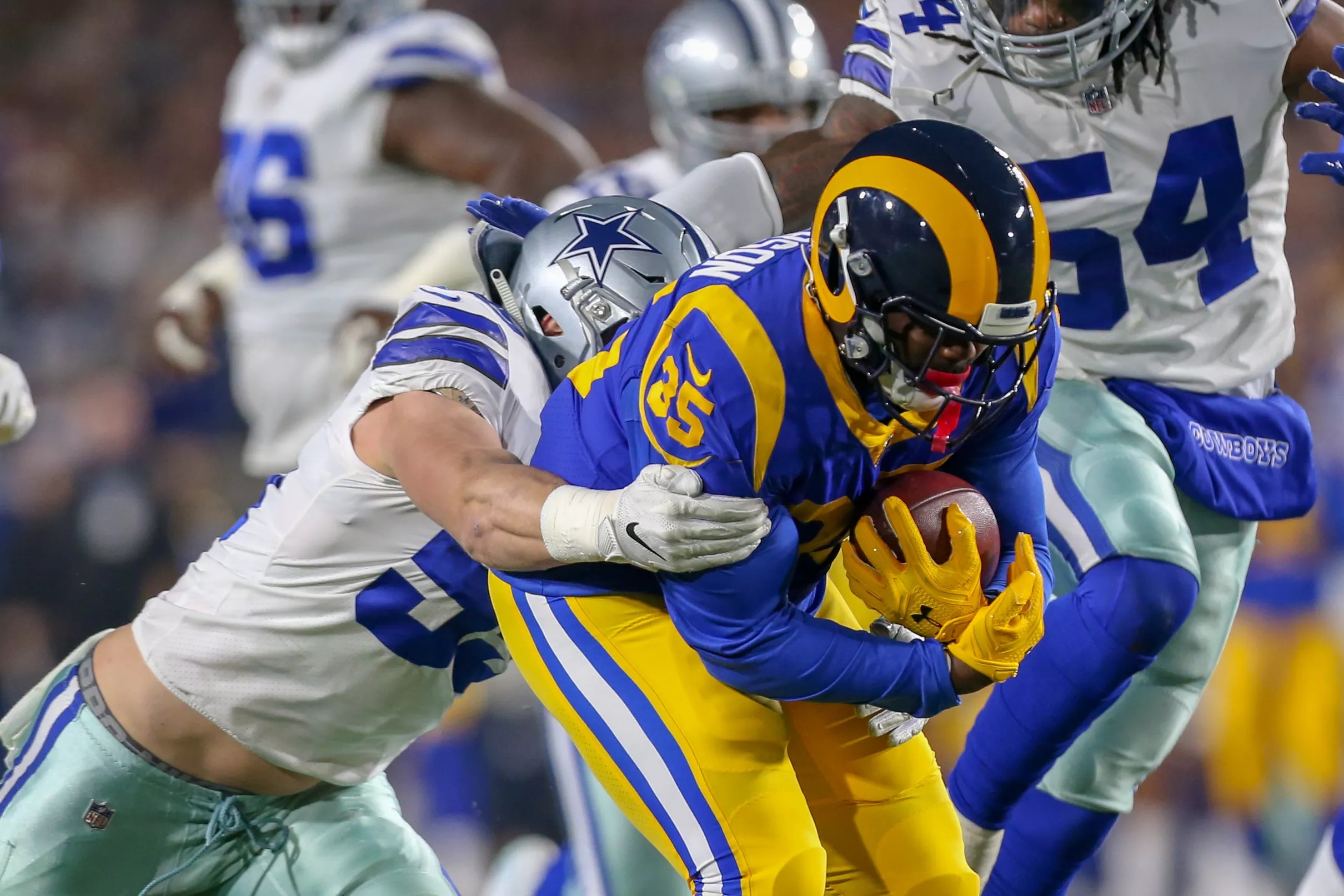 watch cowboys rams live