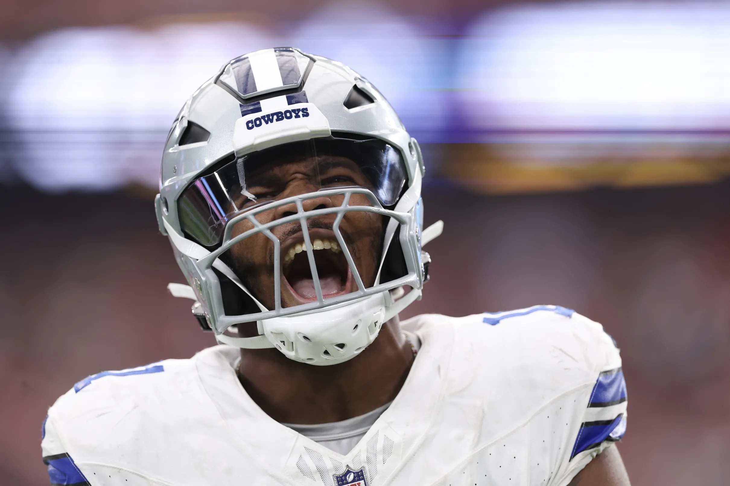 Cowboys Micah Parsons takes NFC defensive player award for September -  Blogging The Boys