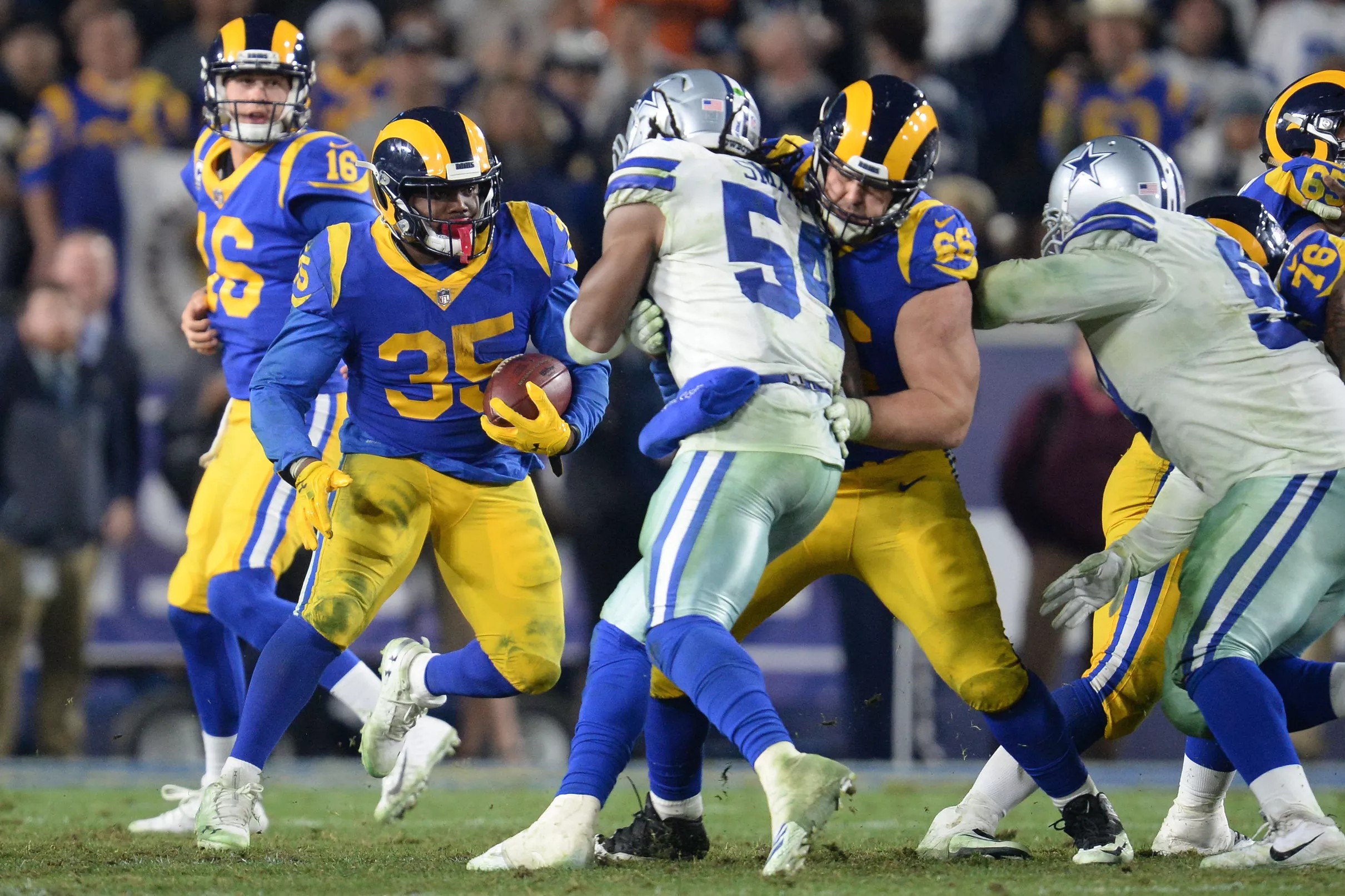 twitter-q-a-why-did-the-cowboys-defense-collapse-in-the-divisional-round