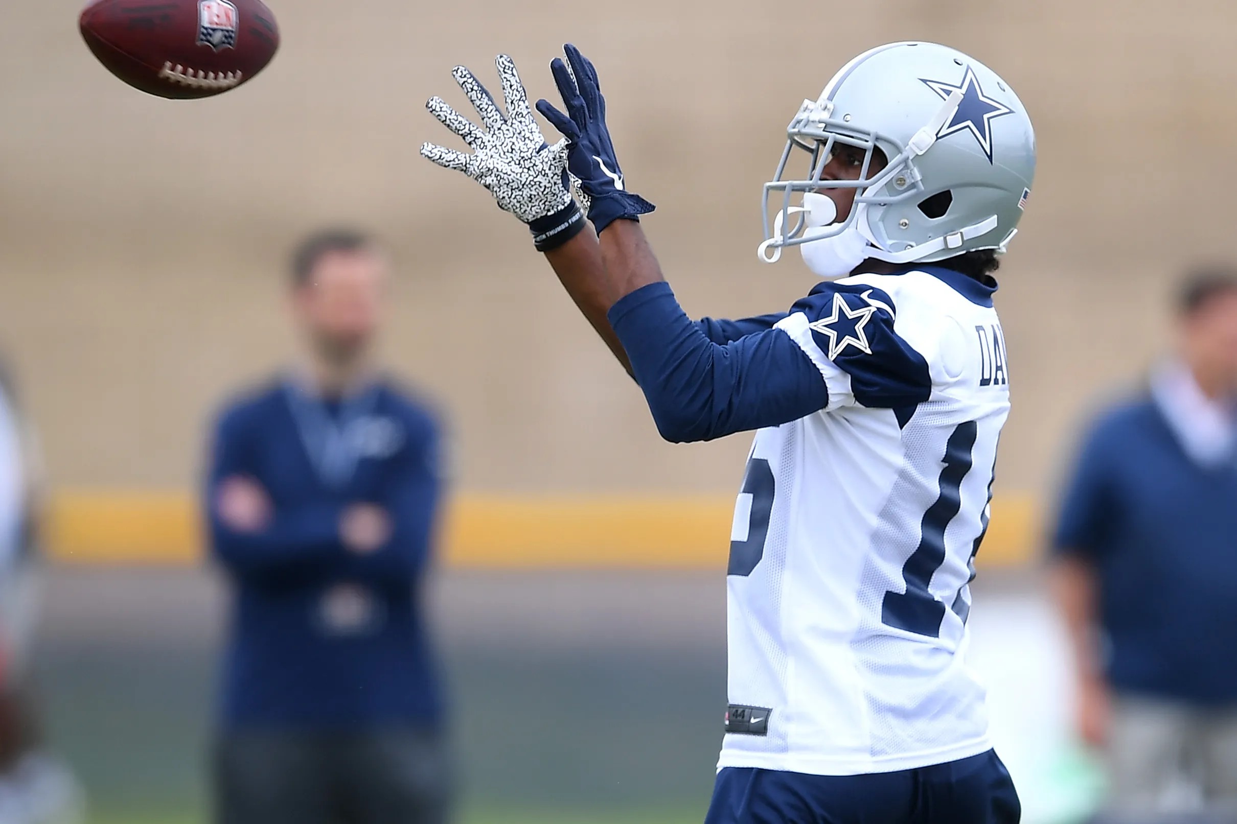 espn-names-lesser-known-wide-receiver-as-cowboys-surprise-standout-from