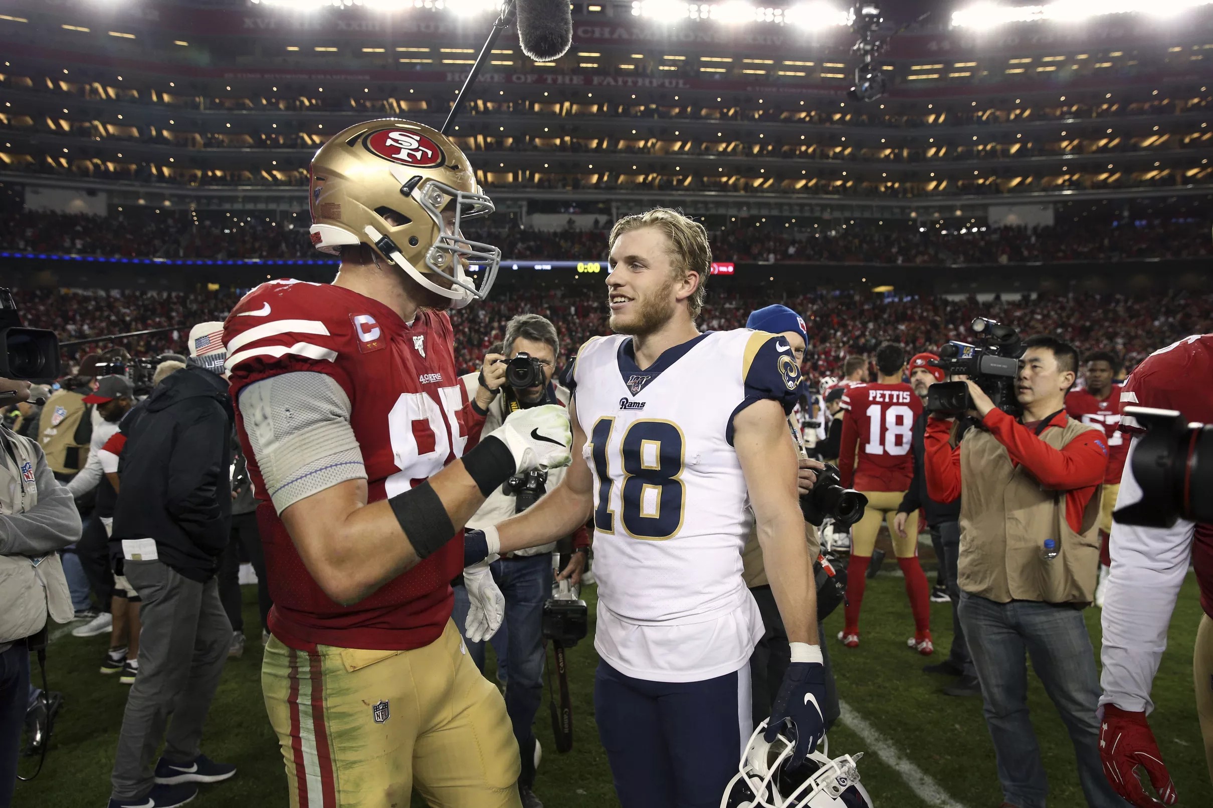 Sunday Night Football live discussion Rams 49ers Sunday Night Football live discussion Rams 49ers